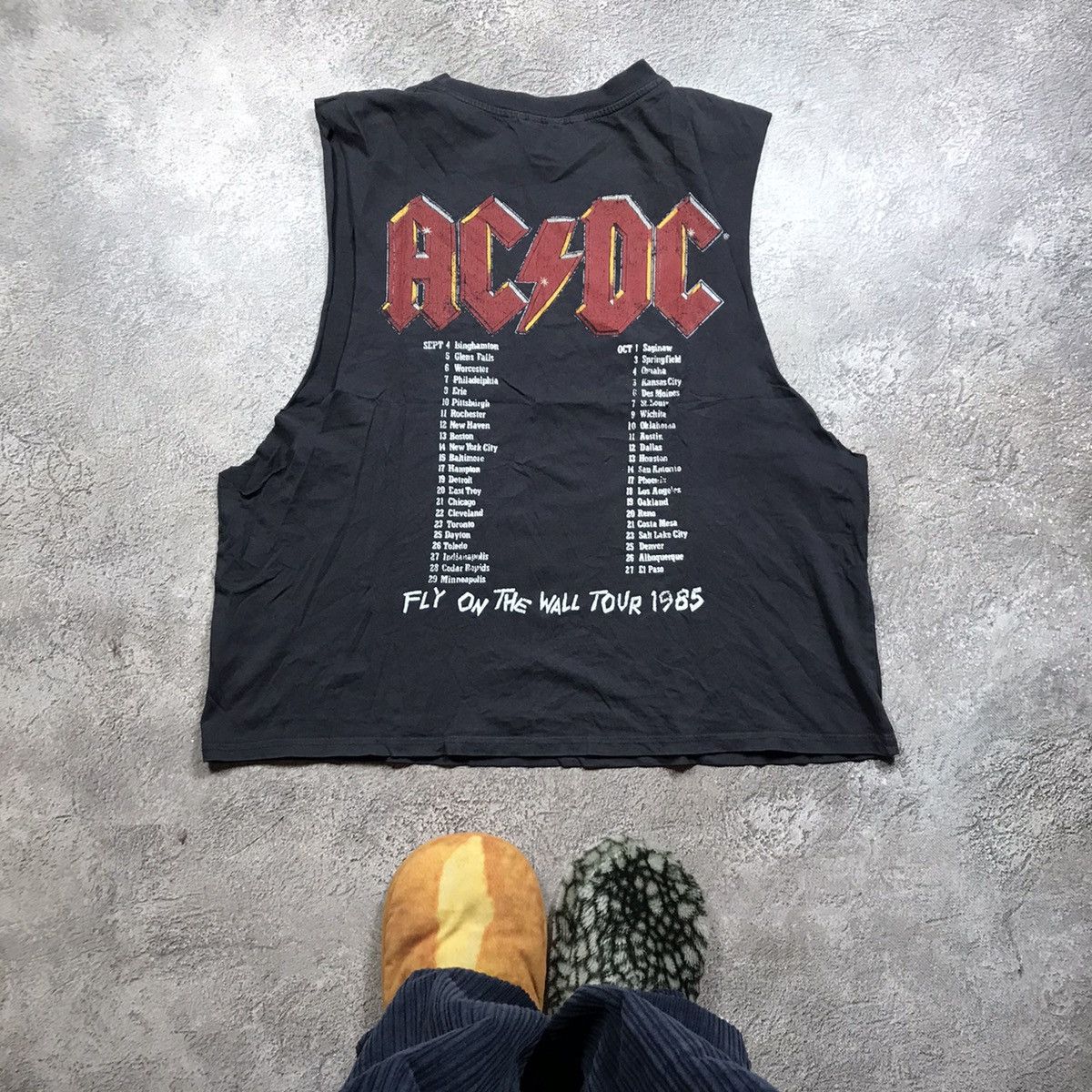 Vintage Vintage 90s AC/DC Band Tank Top Sun Faded Thrashed Grunge XL Size US XL / EU 56 / 4 - 4 Thumbnail