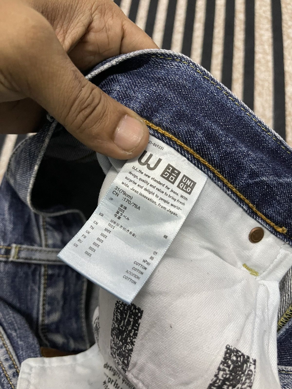 Beauty Beast 2000s UNIQLO MUDWASH DENIM DISTRESSED JEANS Size US 30 / EU 46 - 13 Thumbnail