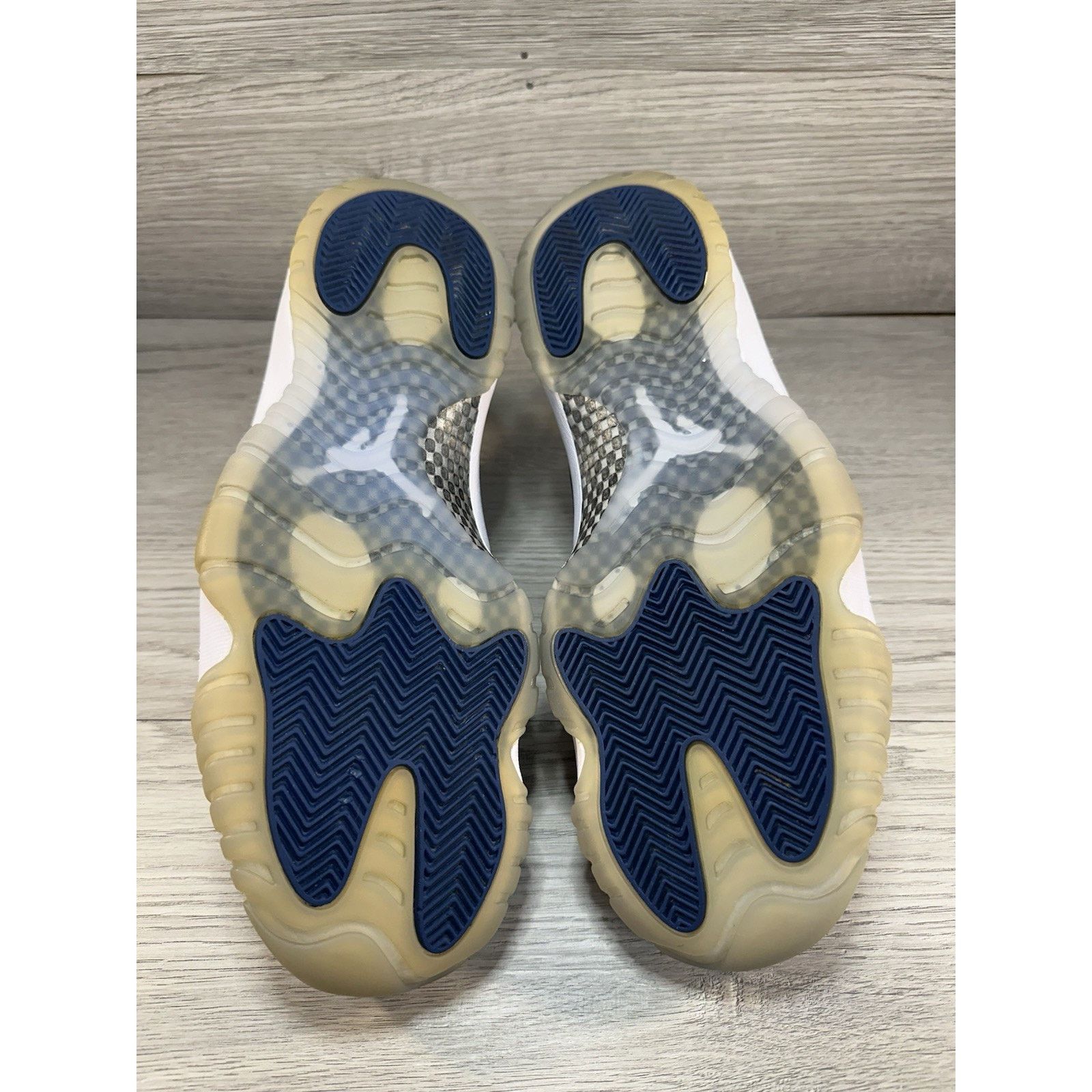 Jordan Brand Jordan 11 Retro Low Snakeskin 2019 - Size 12 Size US 12 / EU 45 - 6 Thumbnail