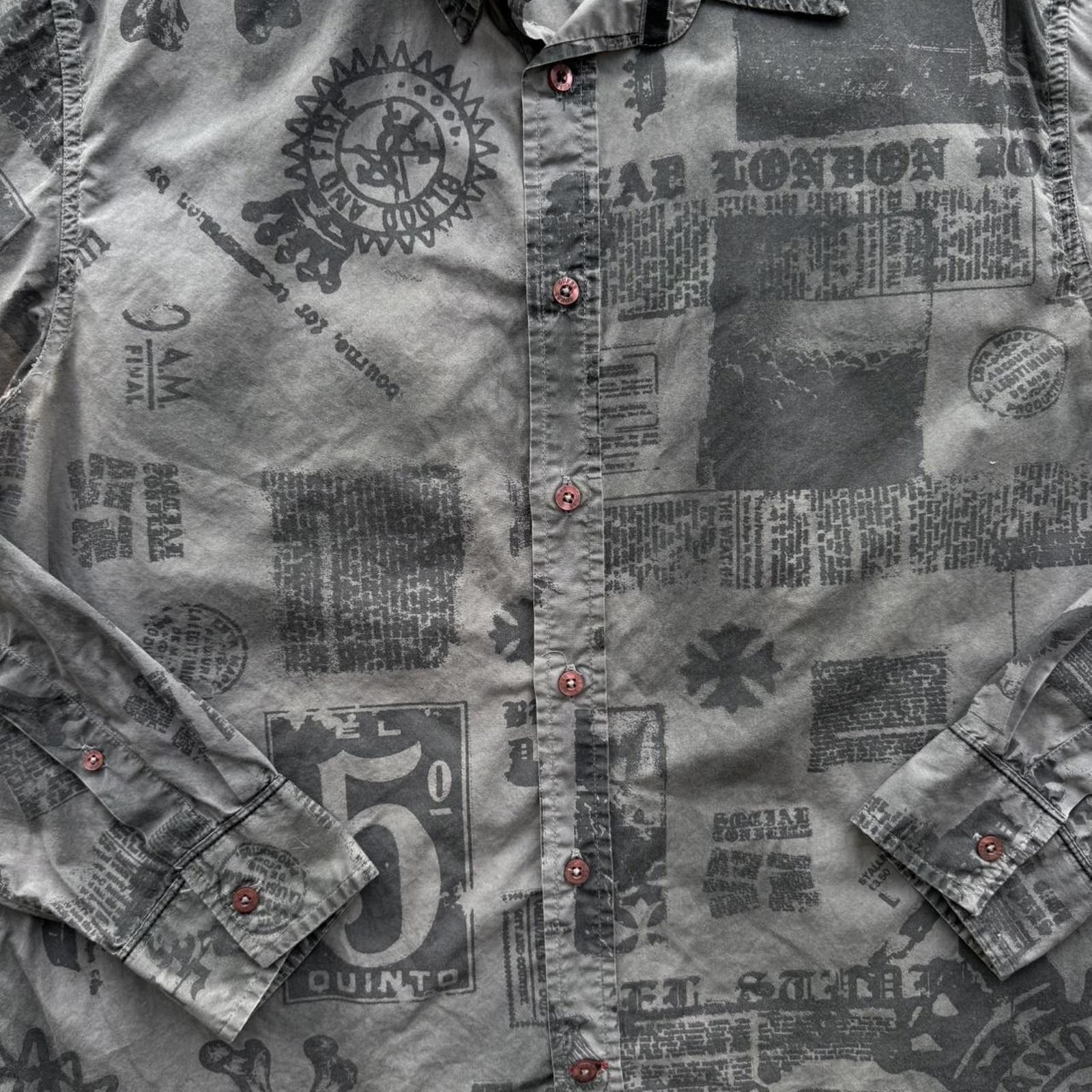 Guess Y2K Guess Holographic All Over print Button Up shirt Size US XL / EU 56 / 4 - 6 Thumbnail