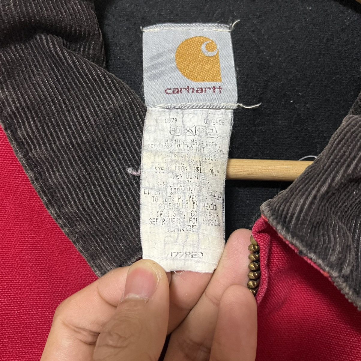 Carhartt × Vintage ❌SOLD❌Carhartt santa fe J77 RED southwest jacket Size US L / EU 52-54 / 3 - 5 Thumbnail