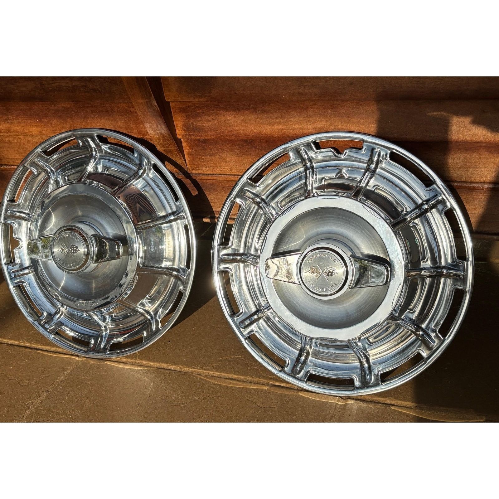 Chevrolet 1959-62 CHEVROLET CORVETTE HUBCAP WHEEL COVER VINTAGE Size 28 - 2 Thumbnail