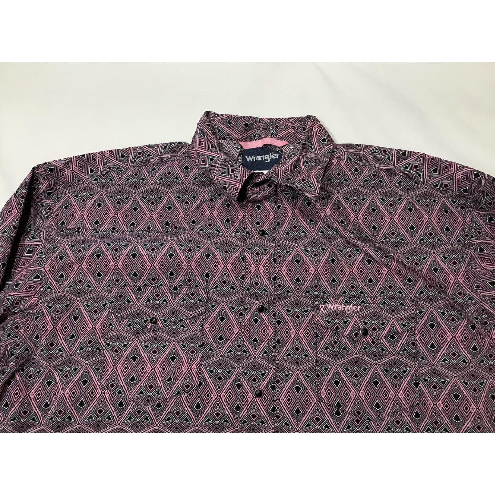 Wrangler VINTAGE Wrangler Shirt Mens Large Pink Western Pearl Snap Geometric Long Sleeve MTP121M Size US L / EU 52-54 / 3 - 2 Thumbnail