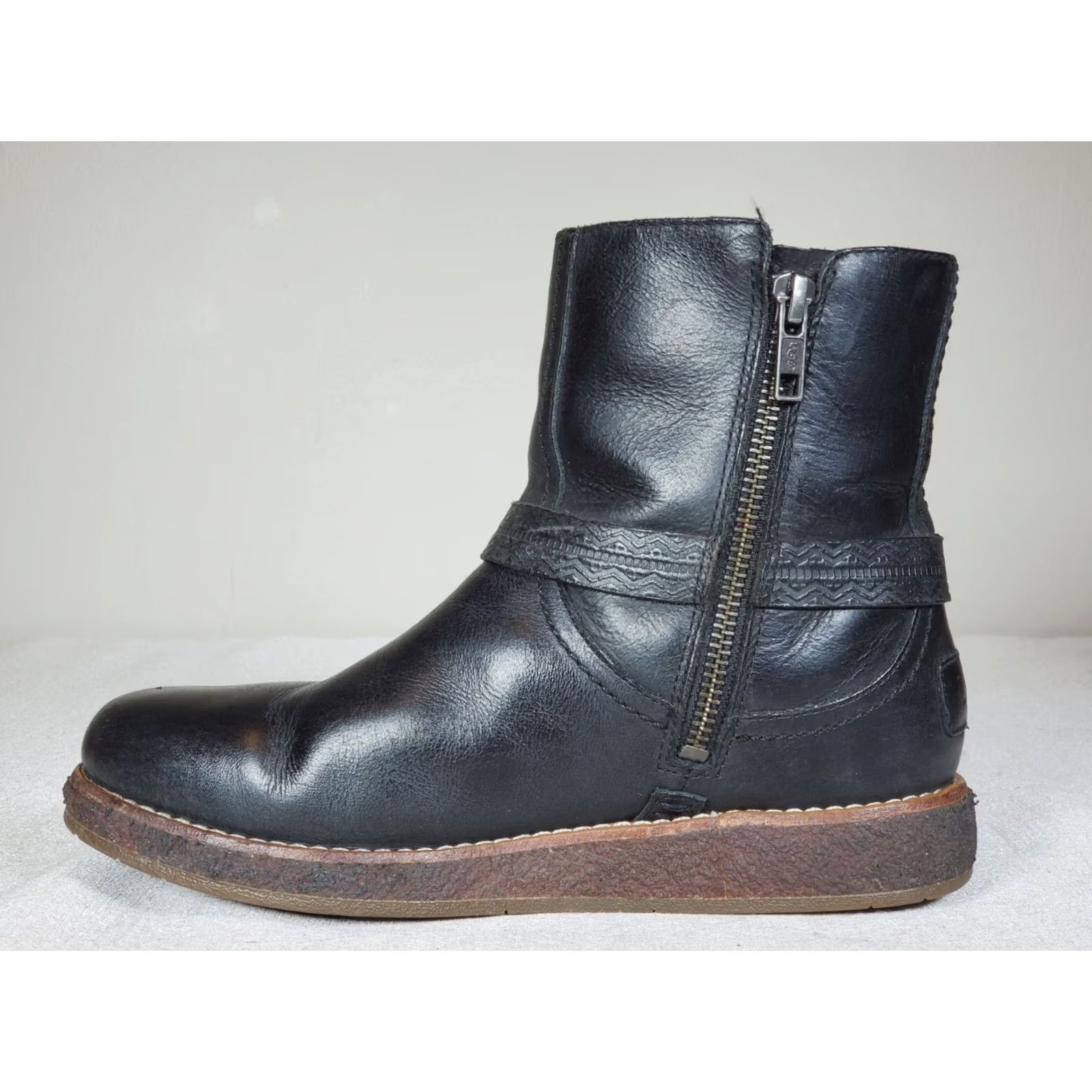 Ugg VINTAGE UGG Australia Camren Leather Boots Black Buckle Side Zip Women's US 5 Size US 5 / IT 35 - 3 Thumbnail