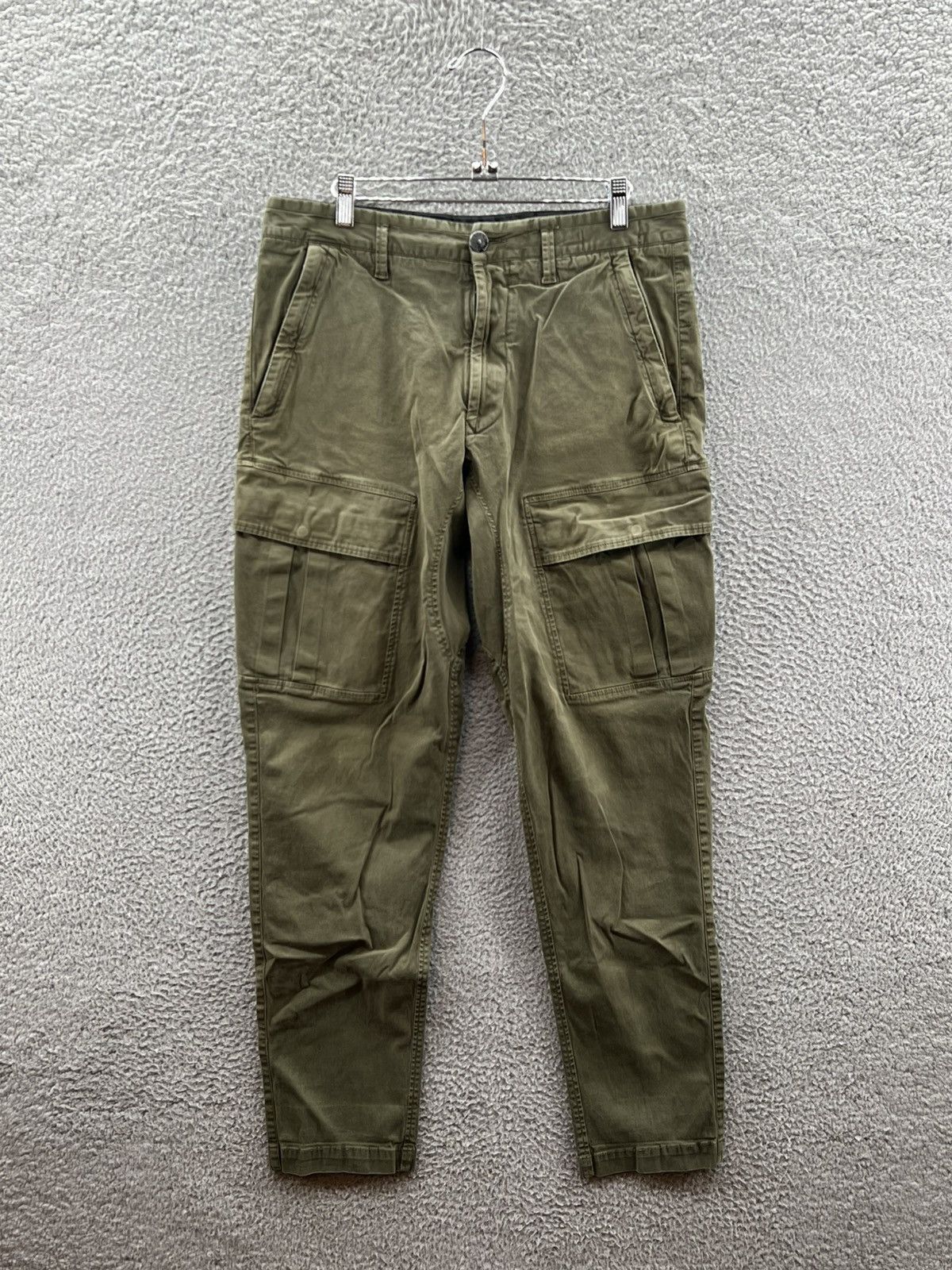 Stone Island Stone Island Type Re-T Men’s Olive Garment Dyed Cargo Pants Size US 31 - 1 Thumbnail