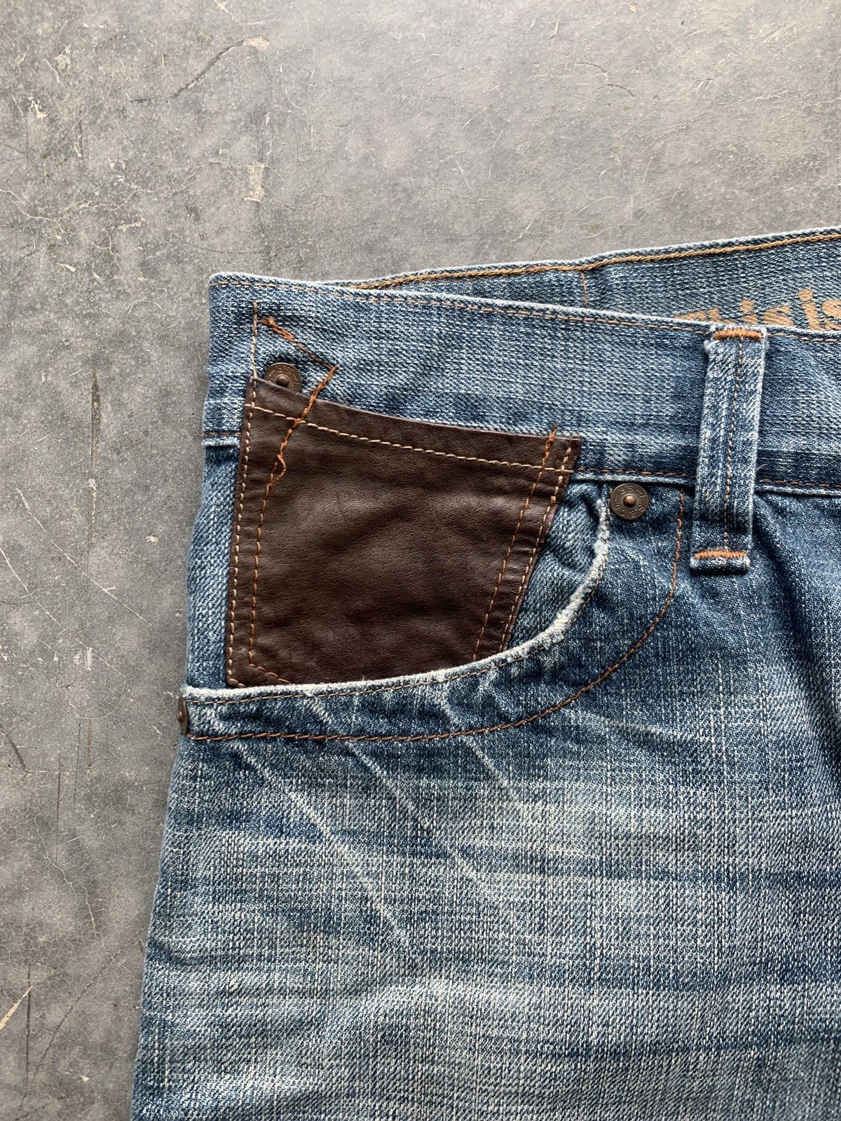 Levi's Crazy Vintage Y2K Levi’s Low Loose Fit Jeans Baggy Skater Size US 36 / EU 52 - 2 Thumbnail