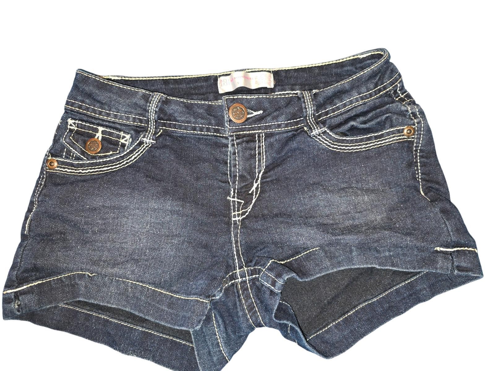 Designer No Boundaries Women's Dark Wash Denim Jeans - Size 5 Size 27" / US 4 / IT 40 - 1 Thumbnail