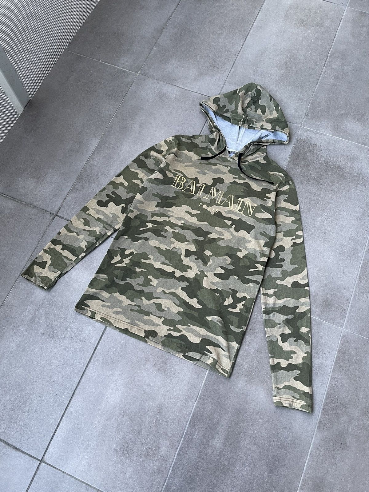 Balmain AW17 Balmain Logo Camo Print Thin Hoodie Size US S / EU 44-46 / 1 - 7 Thumbnail