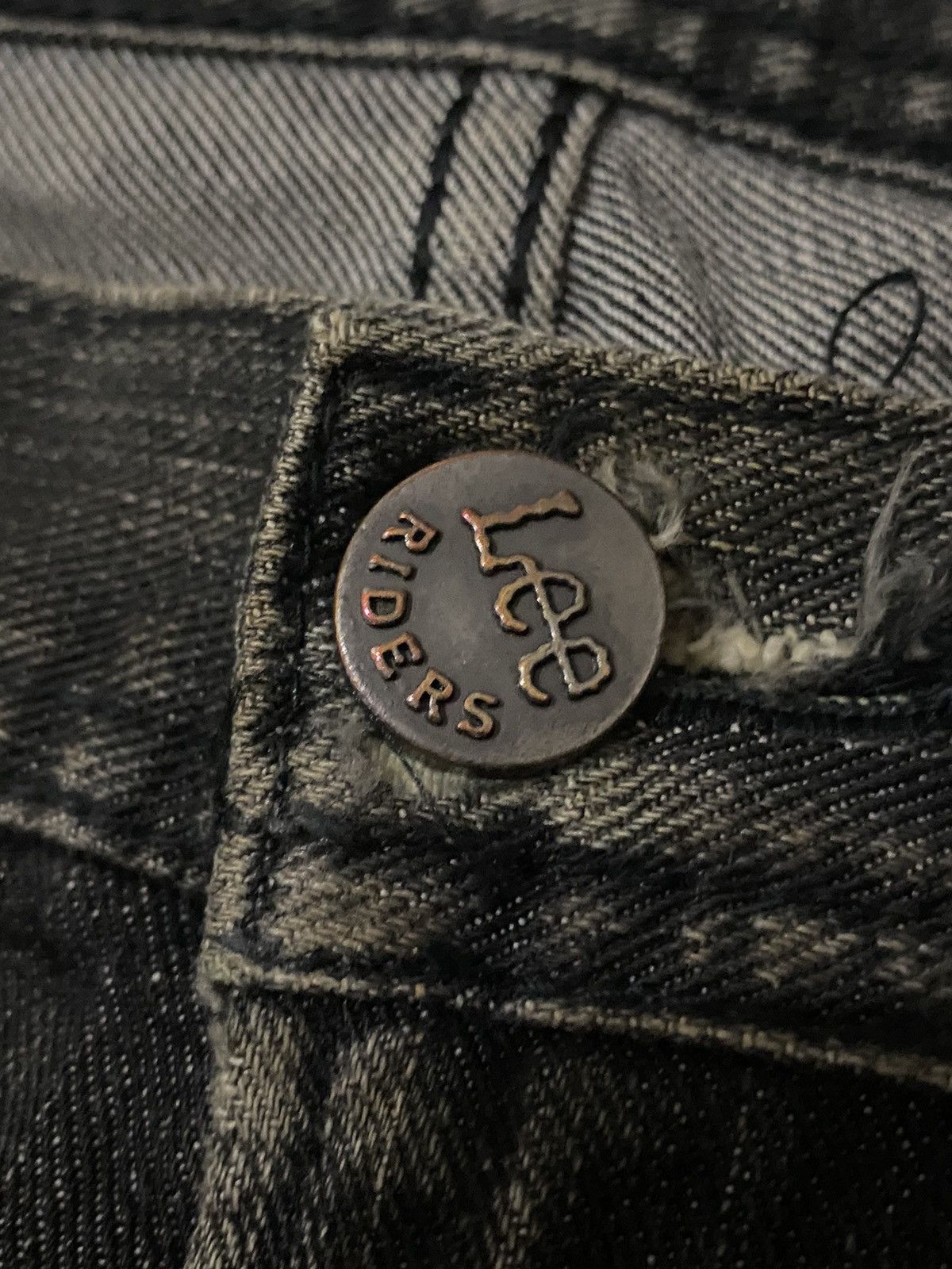 Japanese Brand Vintage Lee Riders Classic Retro Ripped Jeans Denim Size US 36 / EU 52 - 14 Thumbnail