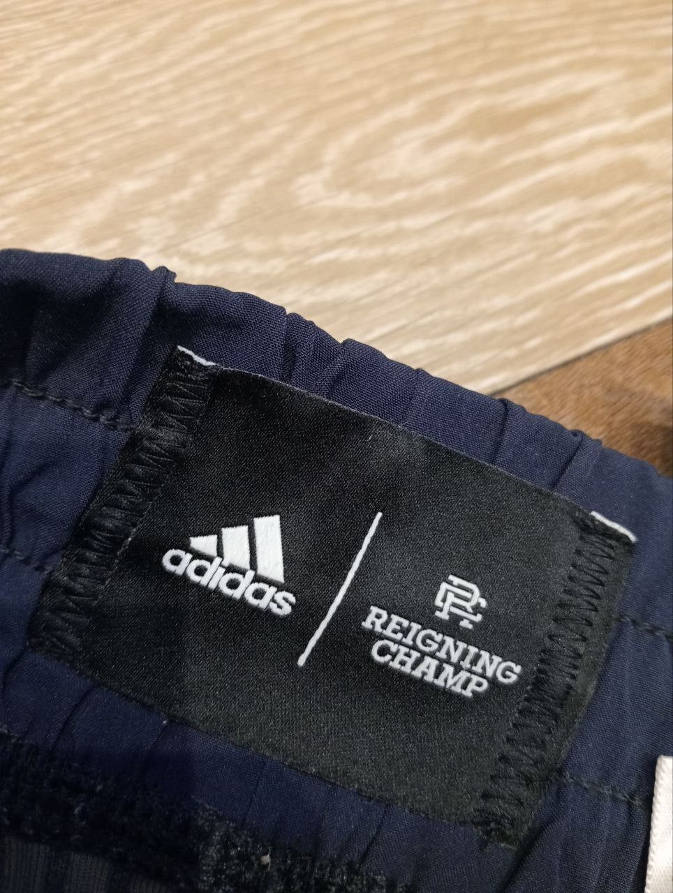 Adidas × Reigning Champ ADIDAS x REIGNING CHAMP SWEATPANTS Size US 28 / EU 44 - 7 Thumbnail