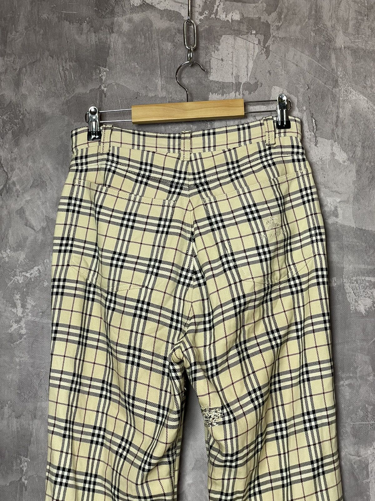 Burberry × Vintage Burberry nova check pants vintage full print Size 28" / US 6 / IT 42 - 15 Thumbnail