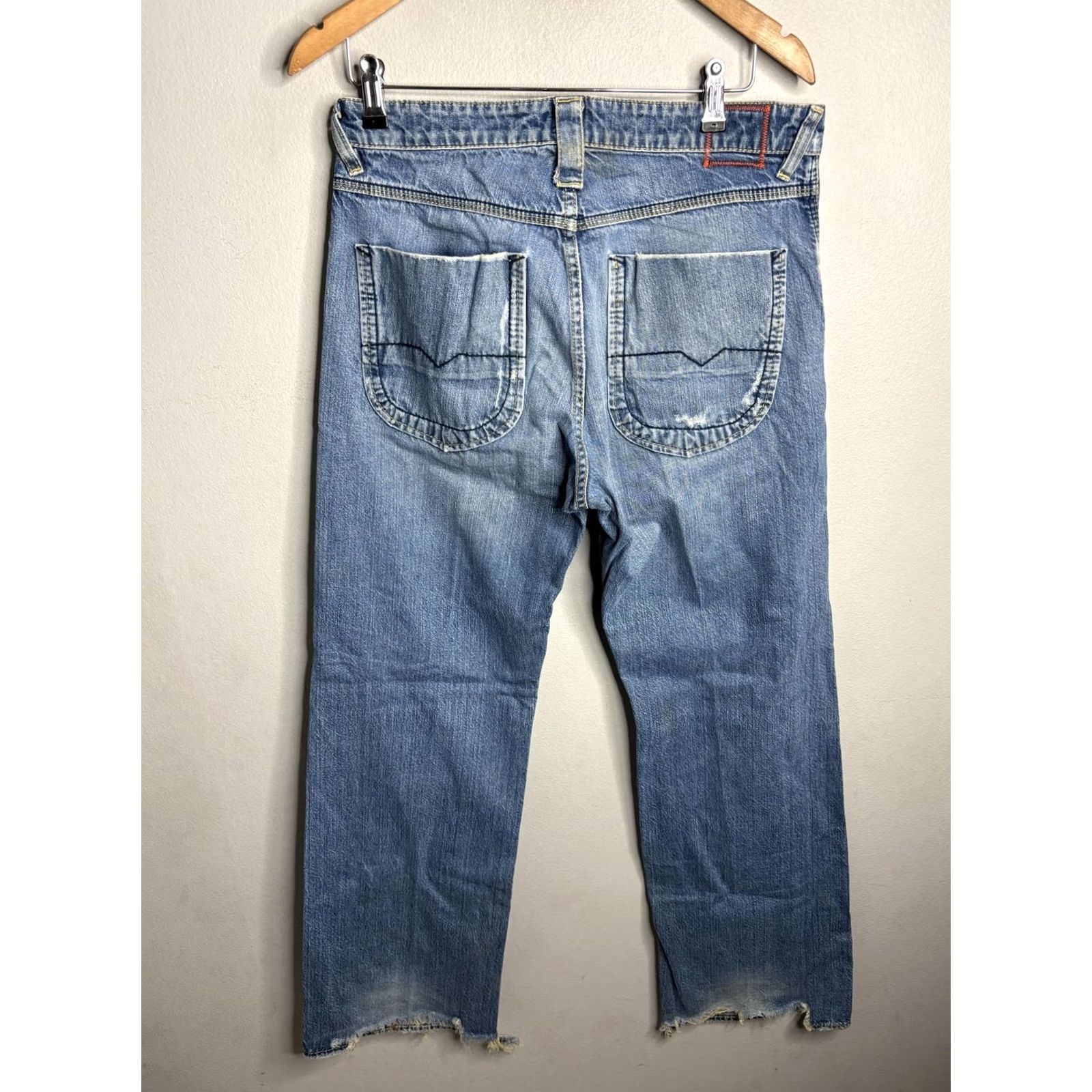Hugo Boss Boss Hugo Boss Jeans Mens 32x32 Blue Denim Distressed Straight Leg Raw Hem 6469 Size US 32 / EU 48 - 5 Thumbnail