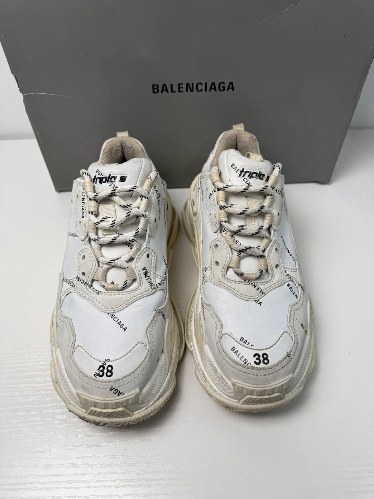 Balenciaga Balenciaga Triple S Allover Logo "Leather Free" White SZ 8 Size US 8 / IT 38 - 2 Thumbnail