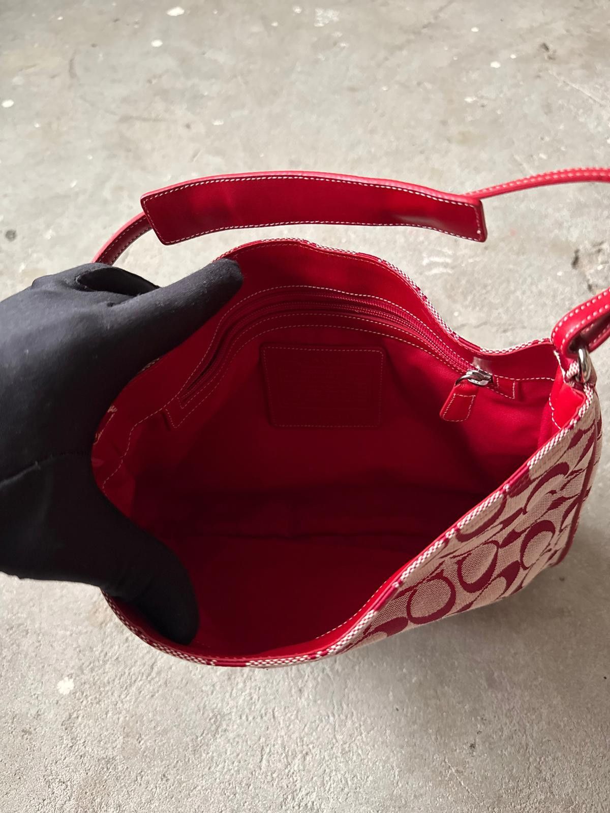 Coach Coach Hobo Signature Clip Canvas Handbag Red Size ONE SIZE - 9 Thumbnail