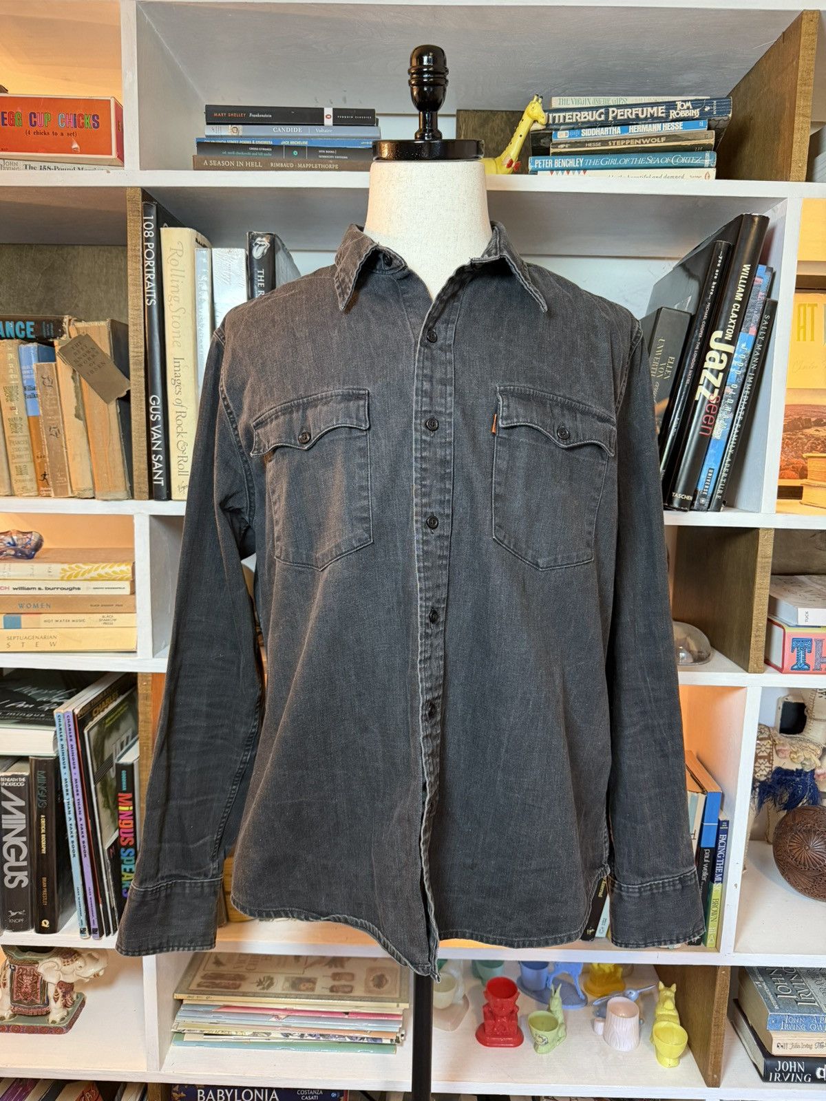 Levi's levi’s black denim shirt orange tab Size US XL / EU 56 / 4 - 1 Thumbnail