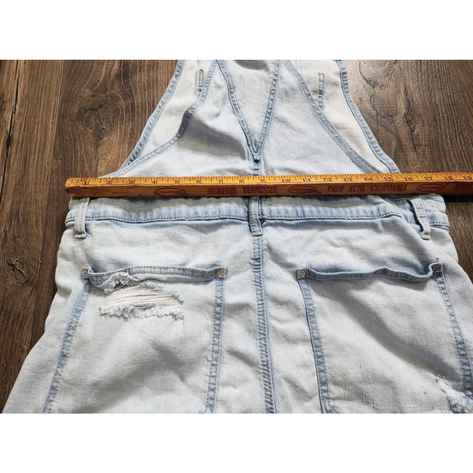 Vintage No Boundaries Juniors XL Distressed Mom Cut Off Blue Denim Overall Jumpsuit Size 40" / US 18 - 3 Thumbnail