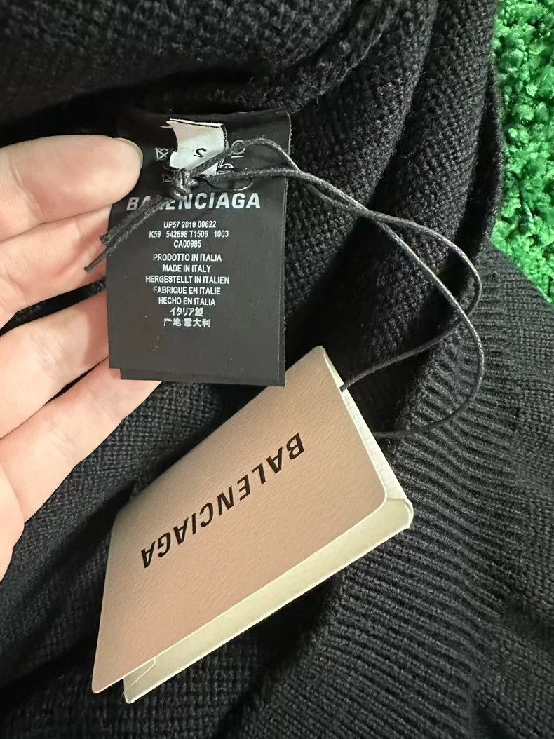 Balenciaga Balenciaga Rainbow Medal Wheat Ear BB Sweater Hoodie Fake Size US S / EU 44-46 / 1 - 3 Thumbnail
