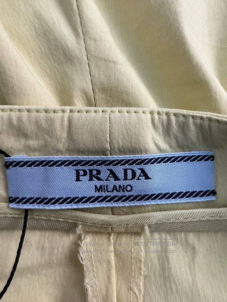 Prada Prada Fresh light green shorts with bows Size 26" / US 2 / IT 38 - 3 Thumbnail