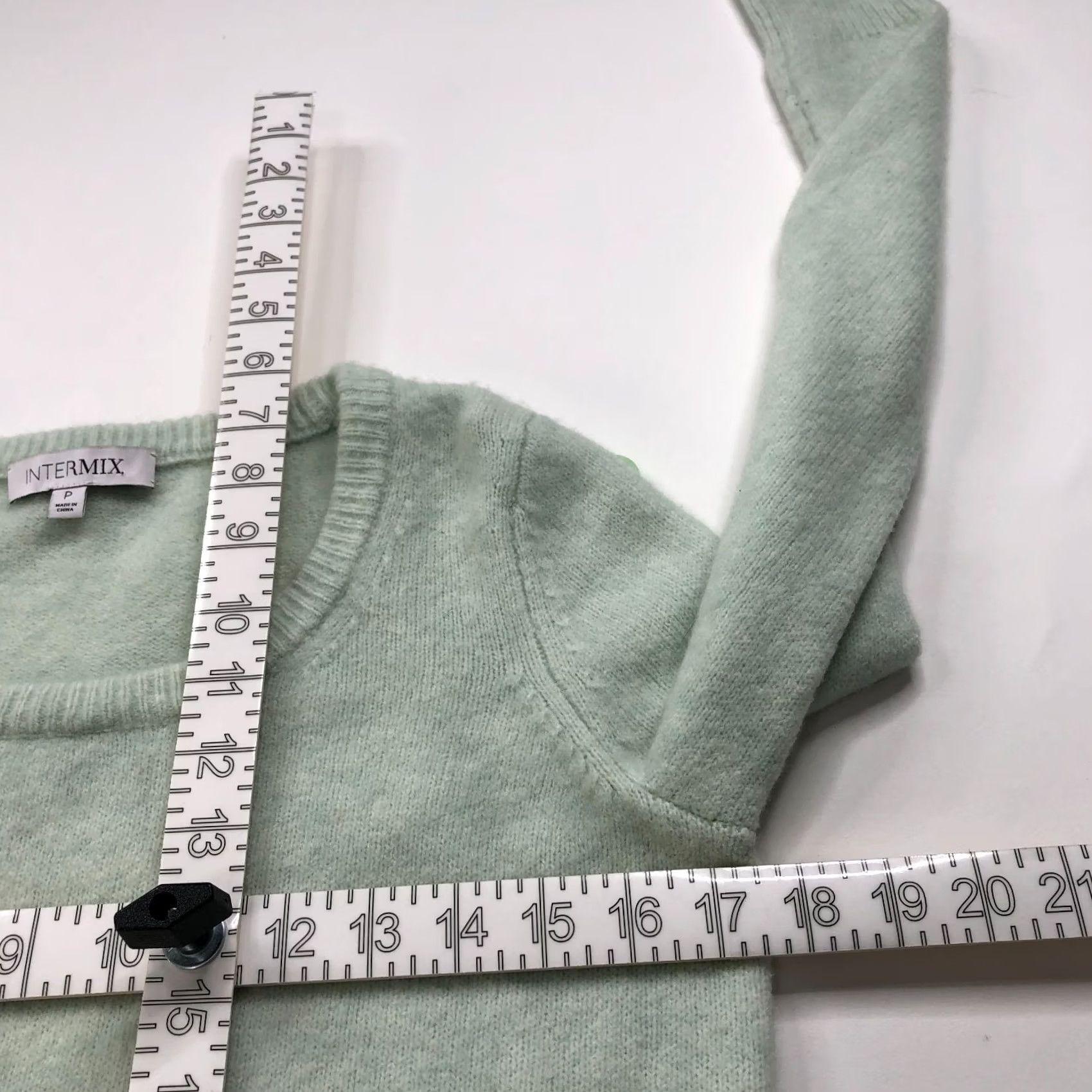 Vintage INTERMIX Wool Cashmere OS Petite Scoop Crop Pullover Sweater Green - Pullover - Cardigan? Size S / US 4 / IT 40 - 6 Thumbnail