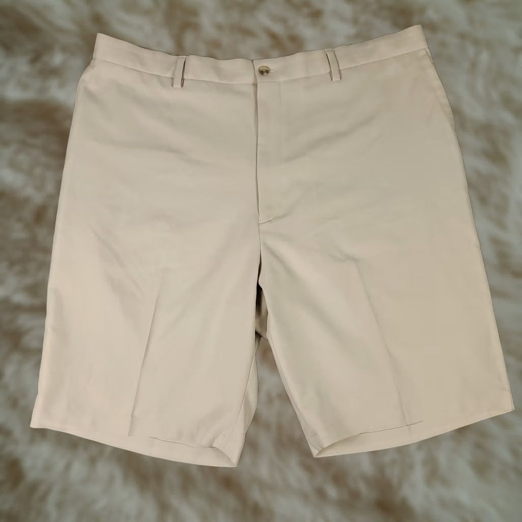 Peter Millar Peter Millar Shorts Mens Size 42 Beige Golf Flat Front Casual Chino Size US 42 / EU 58 - 1 Thumbnail
