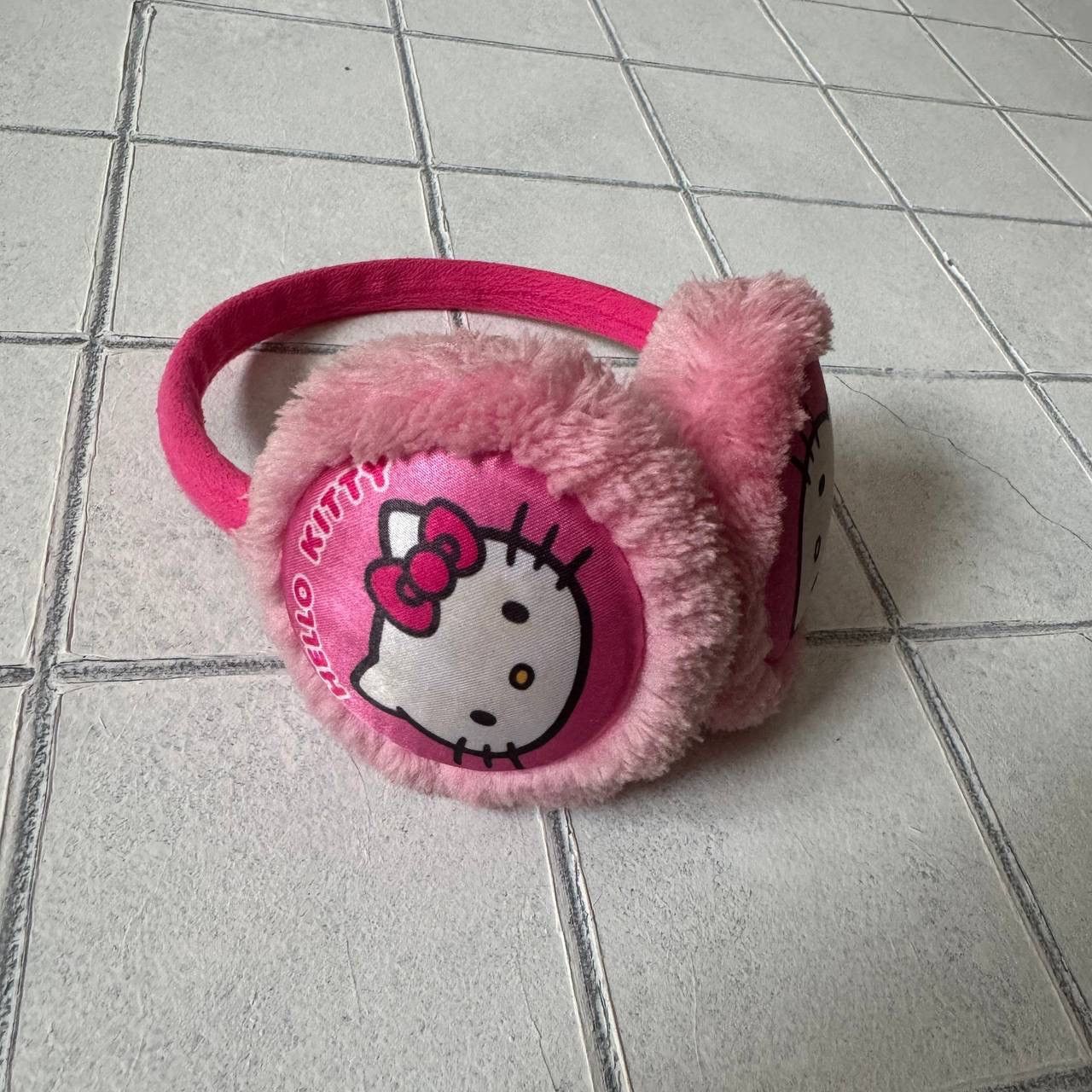 20471120 Y2K Hello Kitty Headphones Hat Size ONE SIZE - 1 Thumbnail
