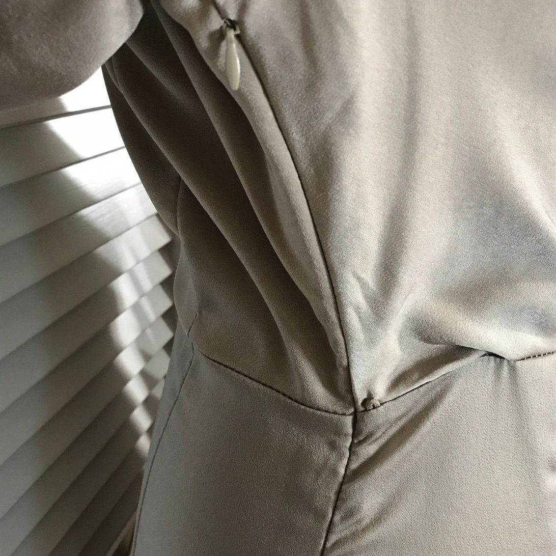 Other Elegant Taupe Metallic Silky V-neck Dress A-line Maxi M Size M / US 6-8 / IT 42-44 - 5 Thumbnail