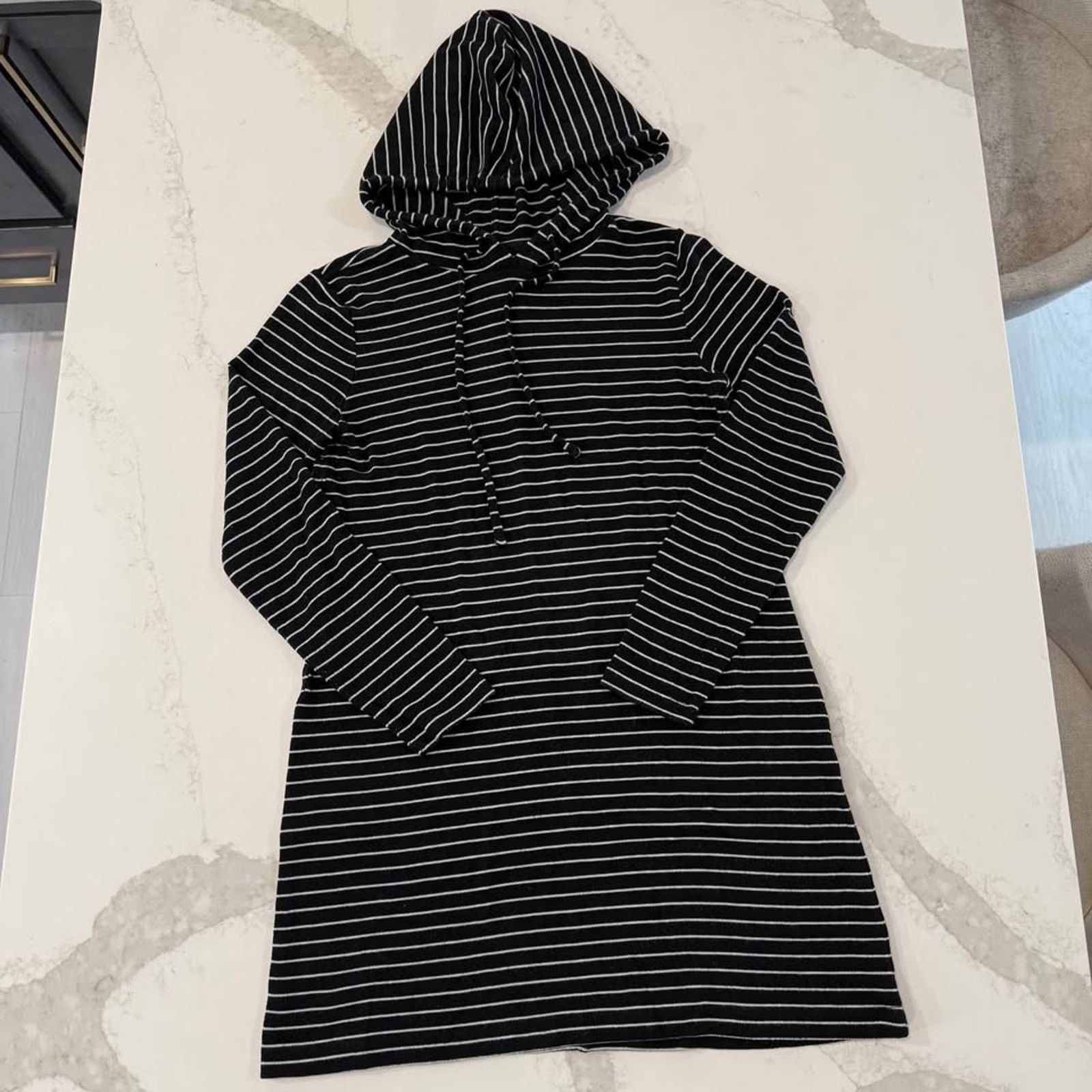 Lou & Grey Lou & Grey SignatureSoft Black Short Sleeves Shirt Dress |  Grailed