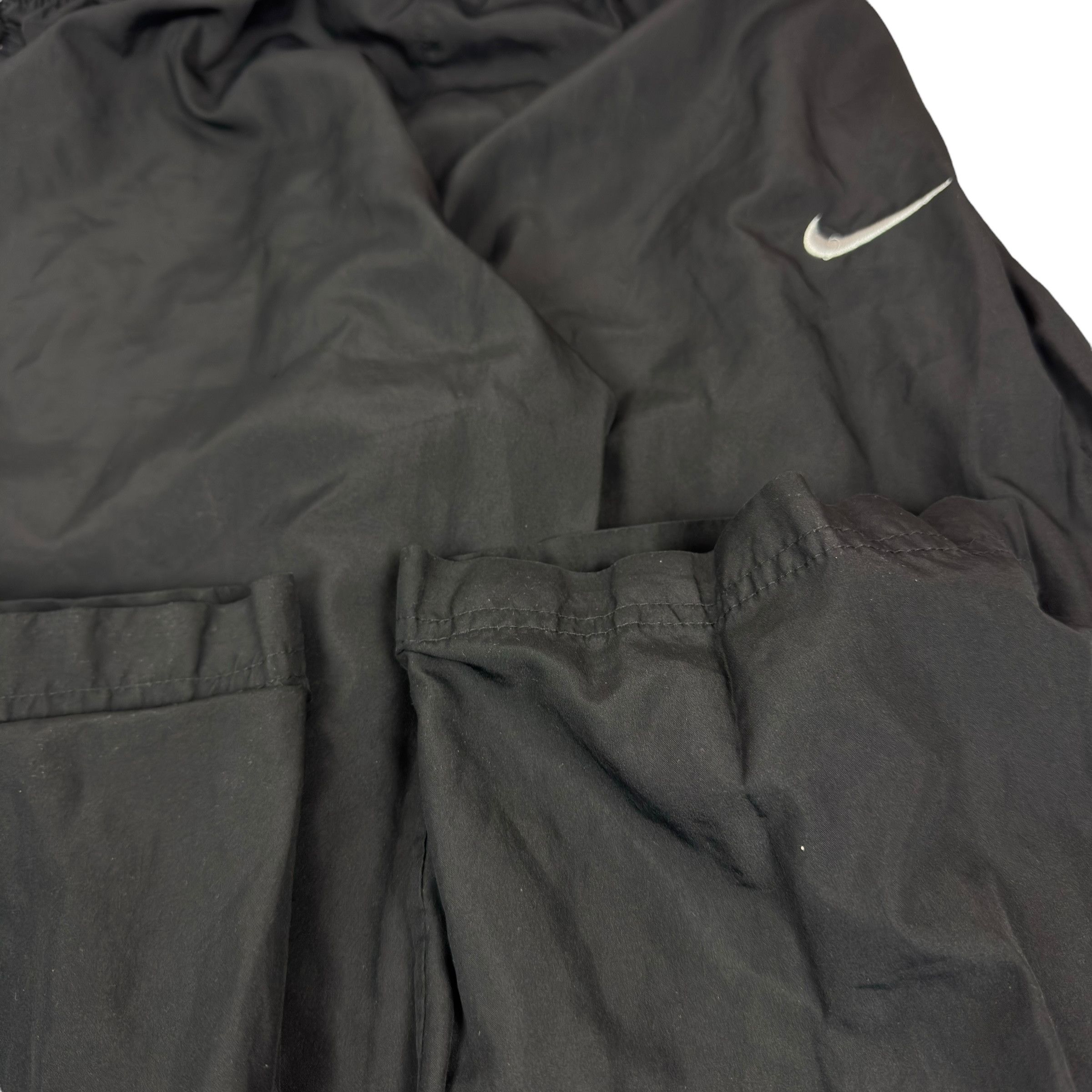 Nike × Vintage Nike Women Black Swoosh Straight Leg Mesh Lined Track Pant S Size 30" / US 8 / IT 44 - 5 Thumbnail
