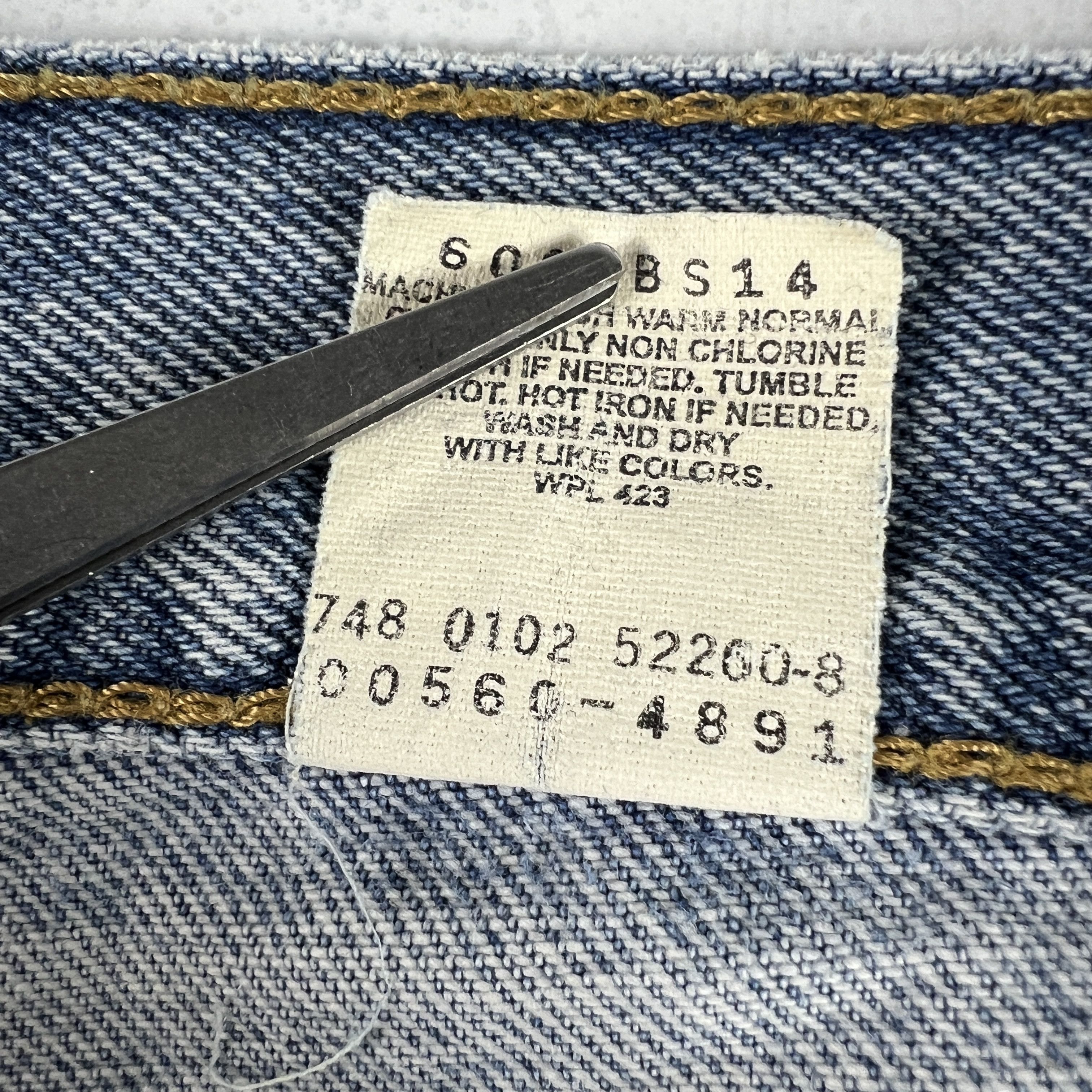 Levi's × Vintage Y2K Levi's Jeans 560 Comfort Loose Tapered Blue Faded Denim Size US 33 - 7 Thumbnail