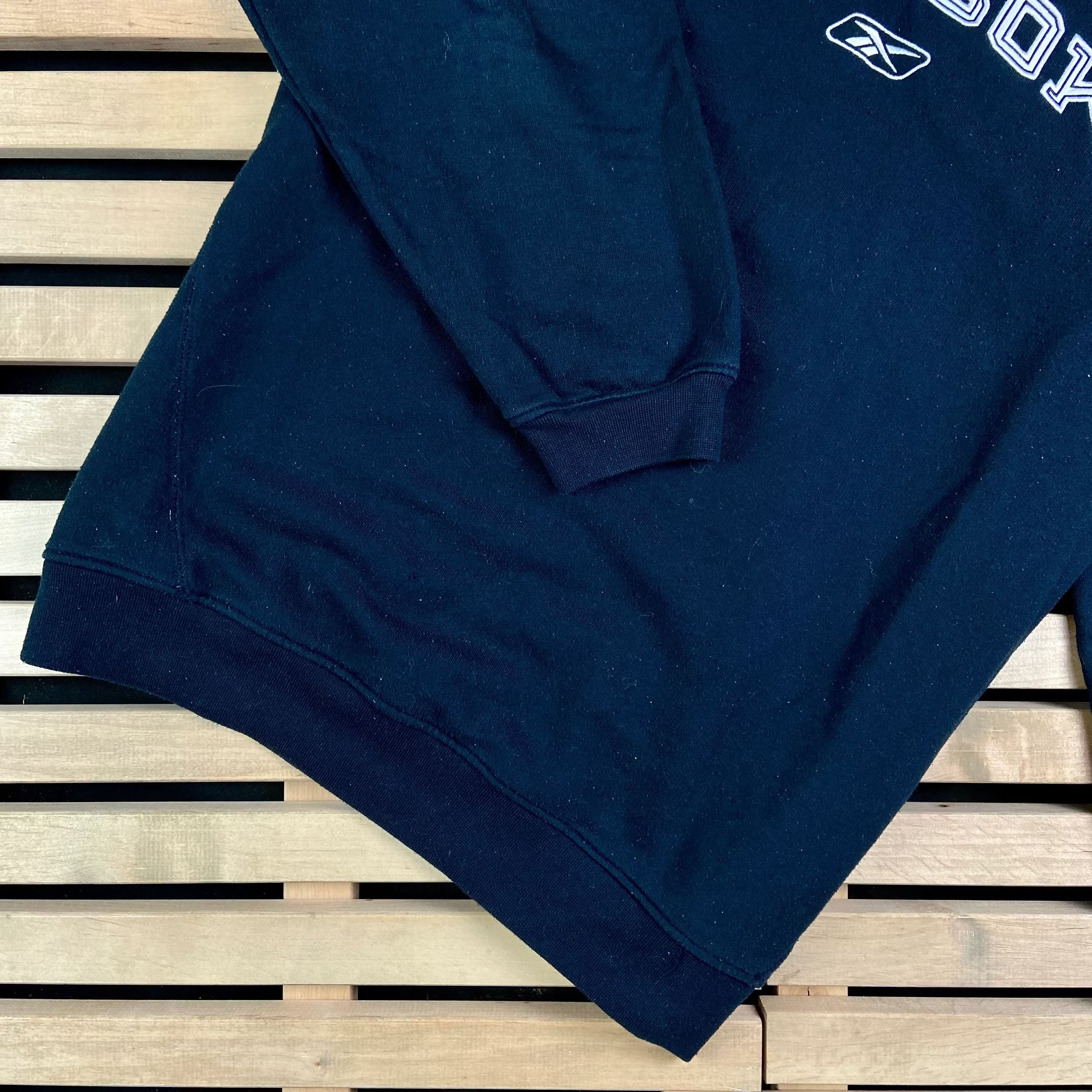 Reebok × Vintage Mens Sweatshirt Reebok Vintage Big Logo Size XL Size US XL / EU 56 / 4 - 3 Thumbnail