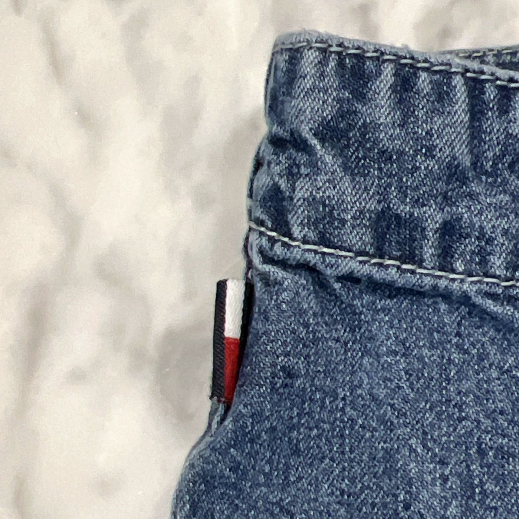 Tommy Hilfiger VINTAGE Tommy Hilfiger Jeans Womens 7 Bell Bottoms Bare Back Boho Cottagecore Bell Bottoms Denim 100% Cotton Blue Jeans Womens Mens? Size 28" / US 6 / IT 42 - 4 Thumbnail