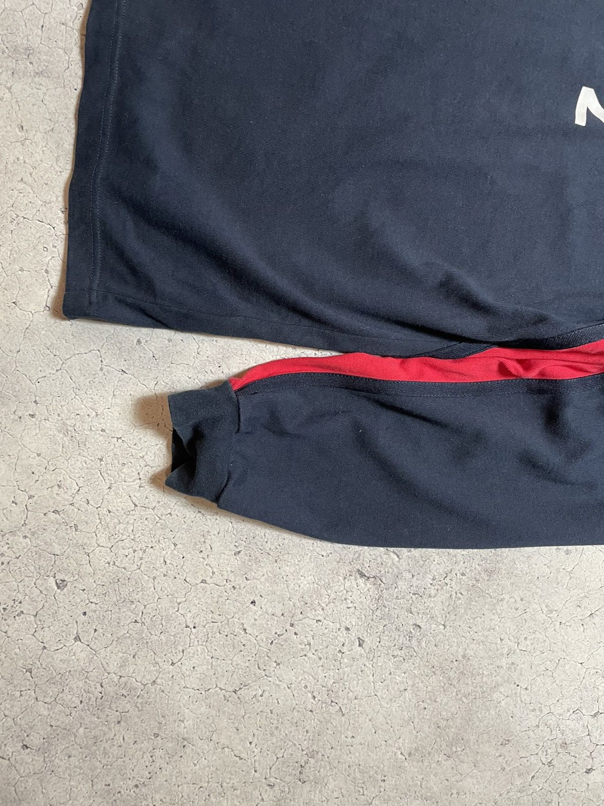 Nike Nike Vintage England Rugby League Jersey O2 Sweatshirt Y2K Size US XL / EU 56 / 4 - 4 Thumbnail