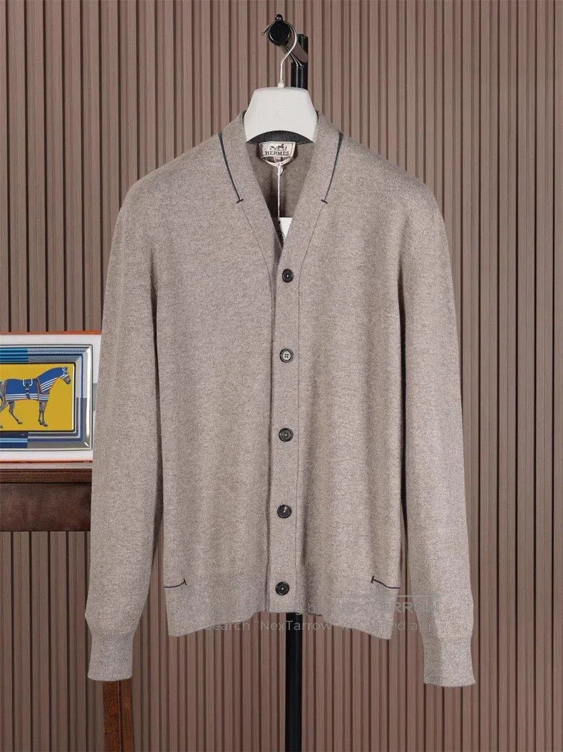 Hermes Hermes Men's 25-style cashmere cardigan Size US L / EU 52-54 / 3 - 1 Thumbnail