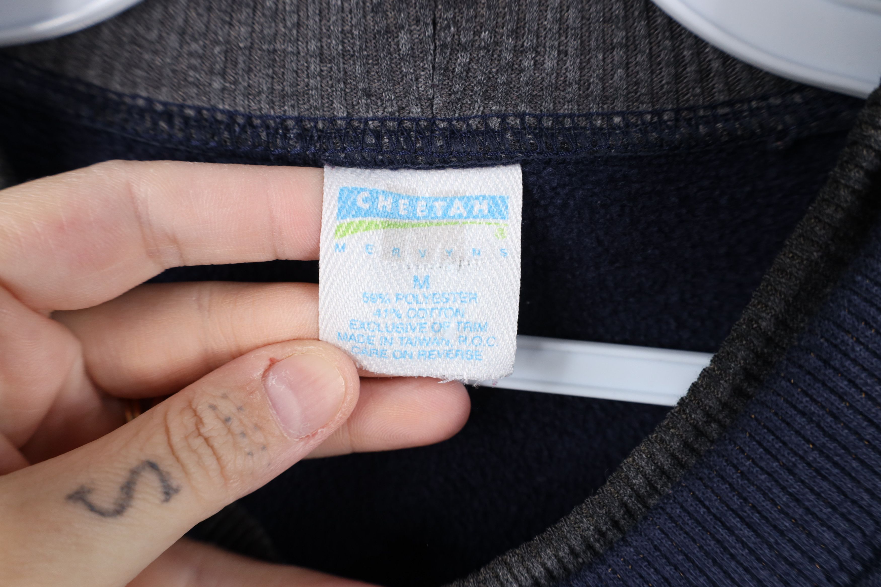 Vintage Vintage 90s Streetwear Block Elbow Patch Cut Off Sweatshirt Size US M / EU 48-50 / 2 - 11 Thumbnail