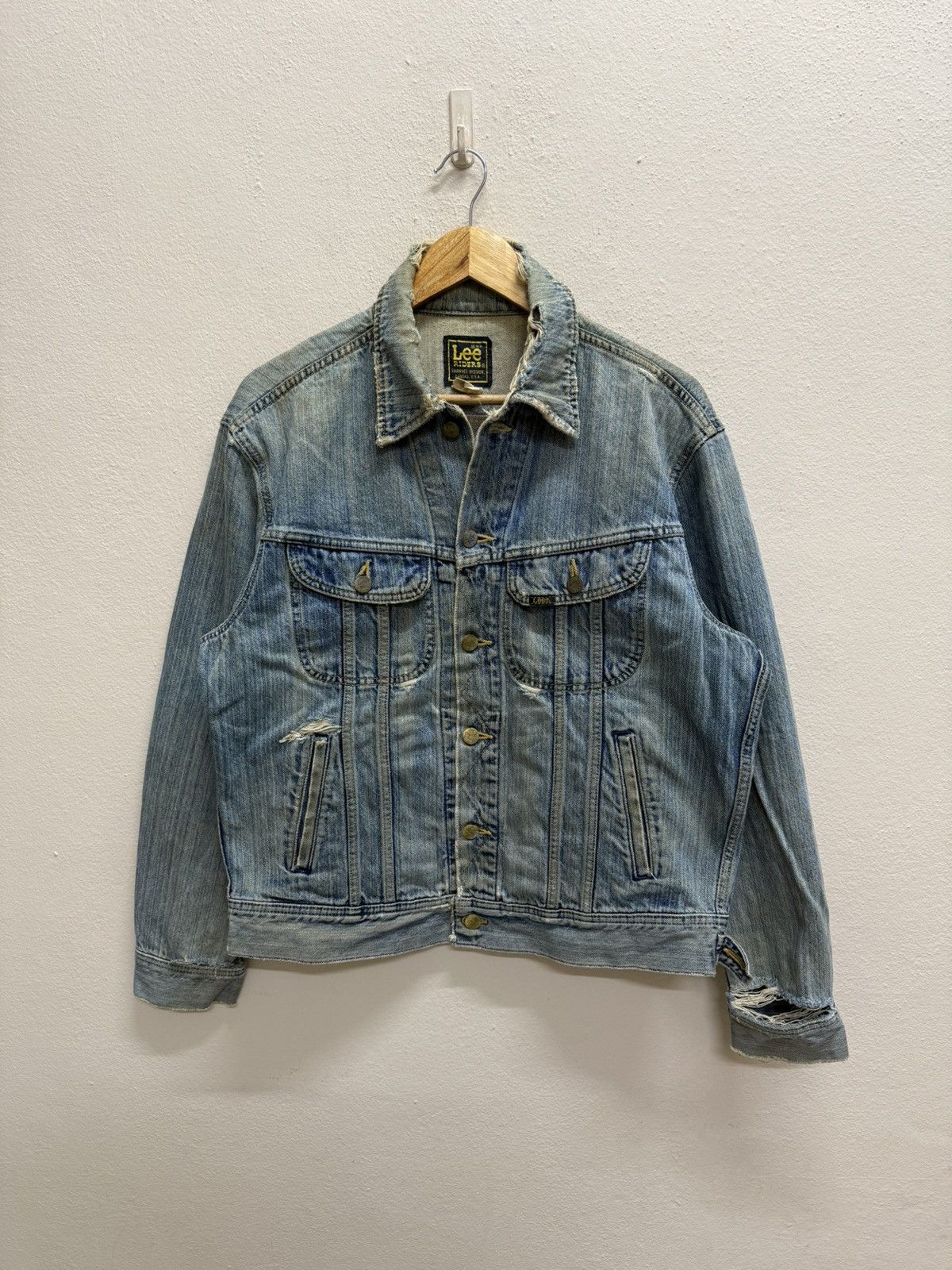 Lee Vintage 90s Lee Rider Distressed Denim Trucker Jacket Size US M / EU 48-50 / 2 - 20 Thumbnail