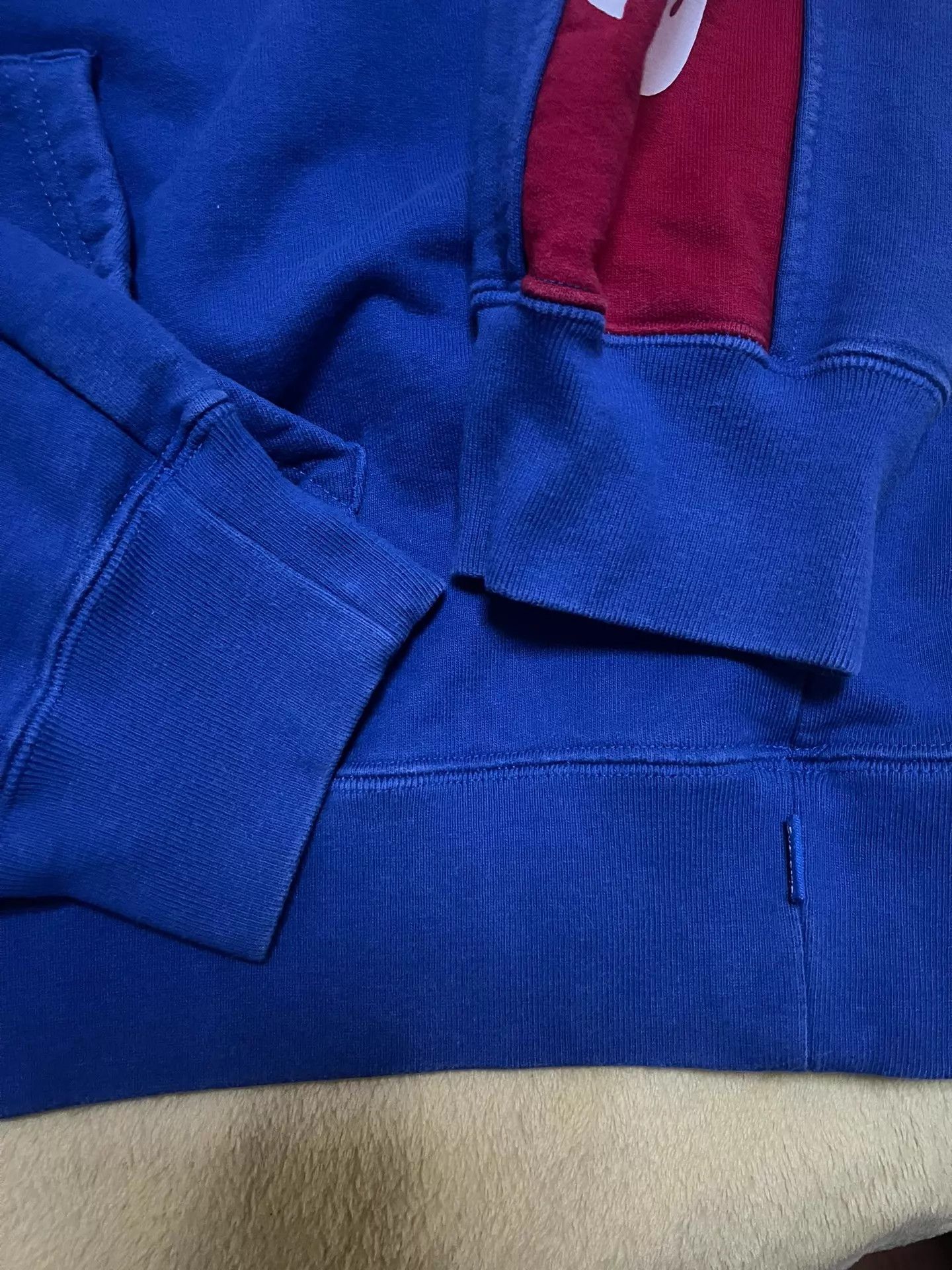 Supreme Supreme Red & Blue Color Block Hoodie L Logo Sleeve Badge Size US L / EU 52-54 / 3 - 7 Thumbnail