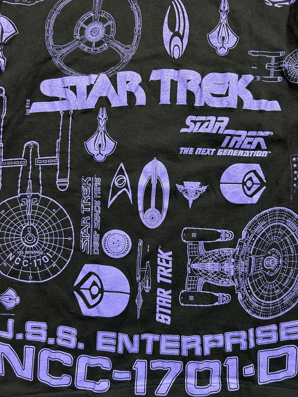 Vintage Vintage 90s Star Trek Next Generation Tee Single Stitch USA Size US L / EU 52-54 / 3 - 2 Thumbnail