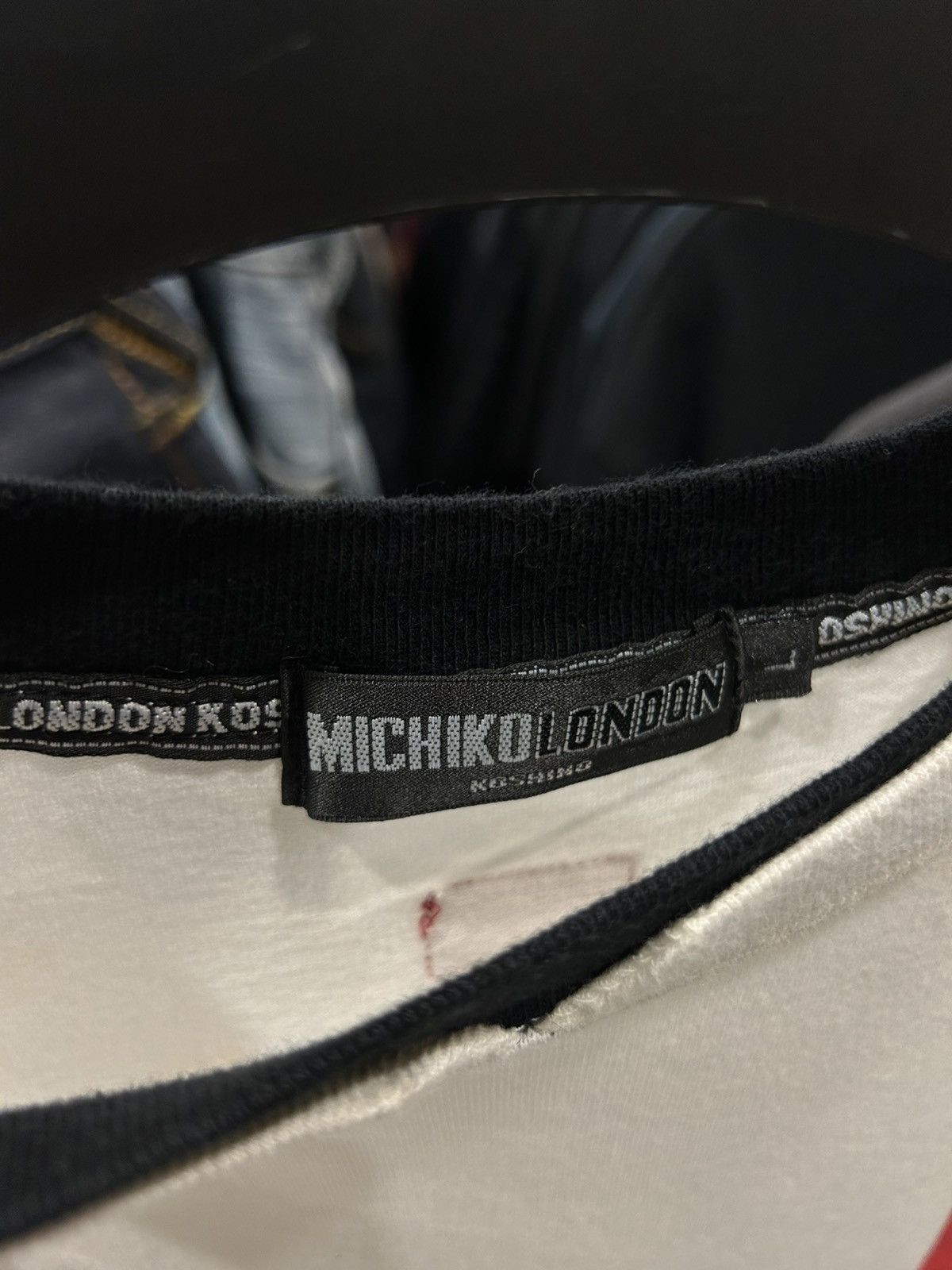 Michiko Koshino London Michiko Koshino London Cross tee Size US L / EU 52-54 / 3 - 2 Thumbnail