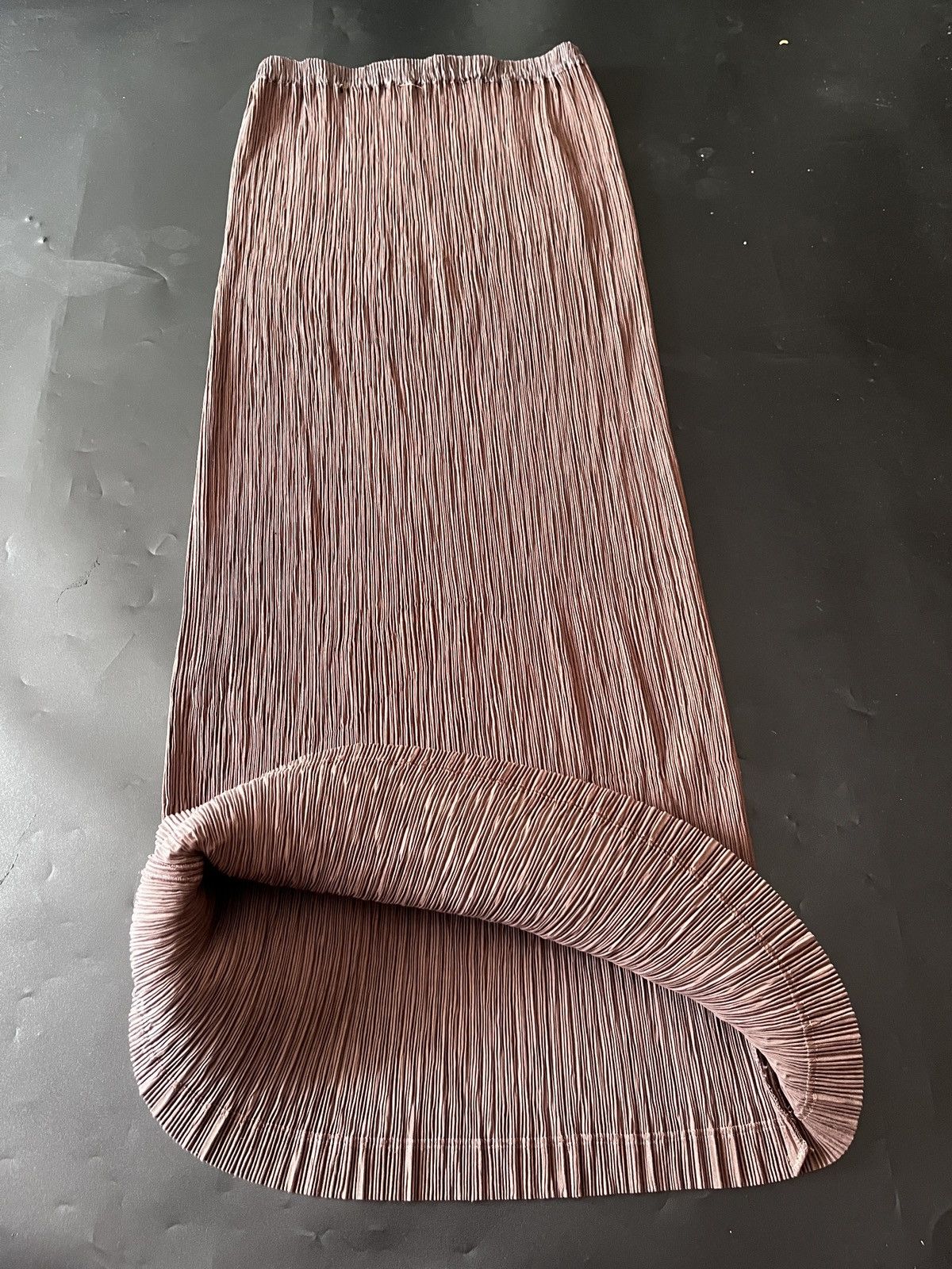 Pleats Please Issey Miyake Brown Issey miyake pleats 1990 Size 28" / US 6 / IT 42 - 2 Thumbnail