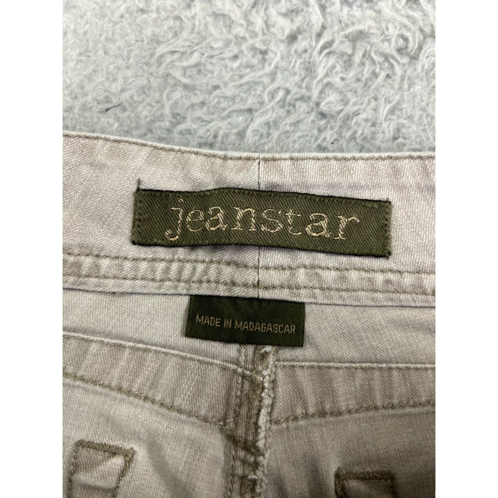Vintage Jeanstar Jeans Womens 6 Beige Denim Flare Low Rise 27x30 Cotton Blend 5-Pocket Design Vintage No 90s Southwestern Womens Jeans Flared Size 28" / US 6 / IT 42 - 3 Thumbnail