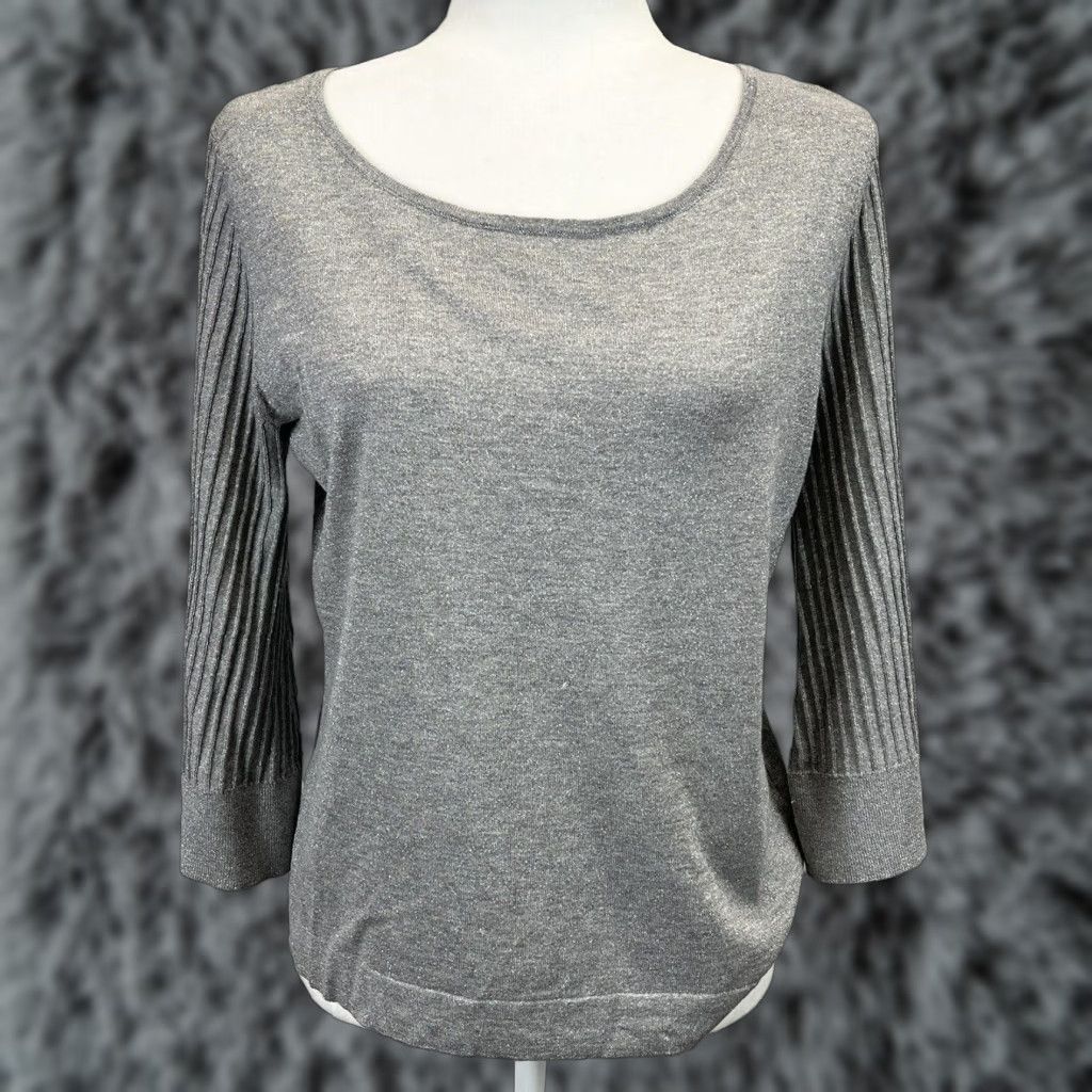 Talbots VINTAGE Talbots Silver Metallic Sweater Petite Medium Pullover 3/4 Sleeve Knit Womens Size M / US 6-8 / IT 42-44 - 1 Thumbnail