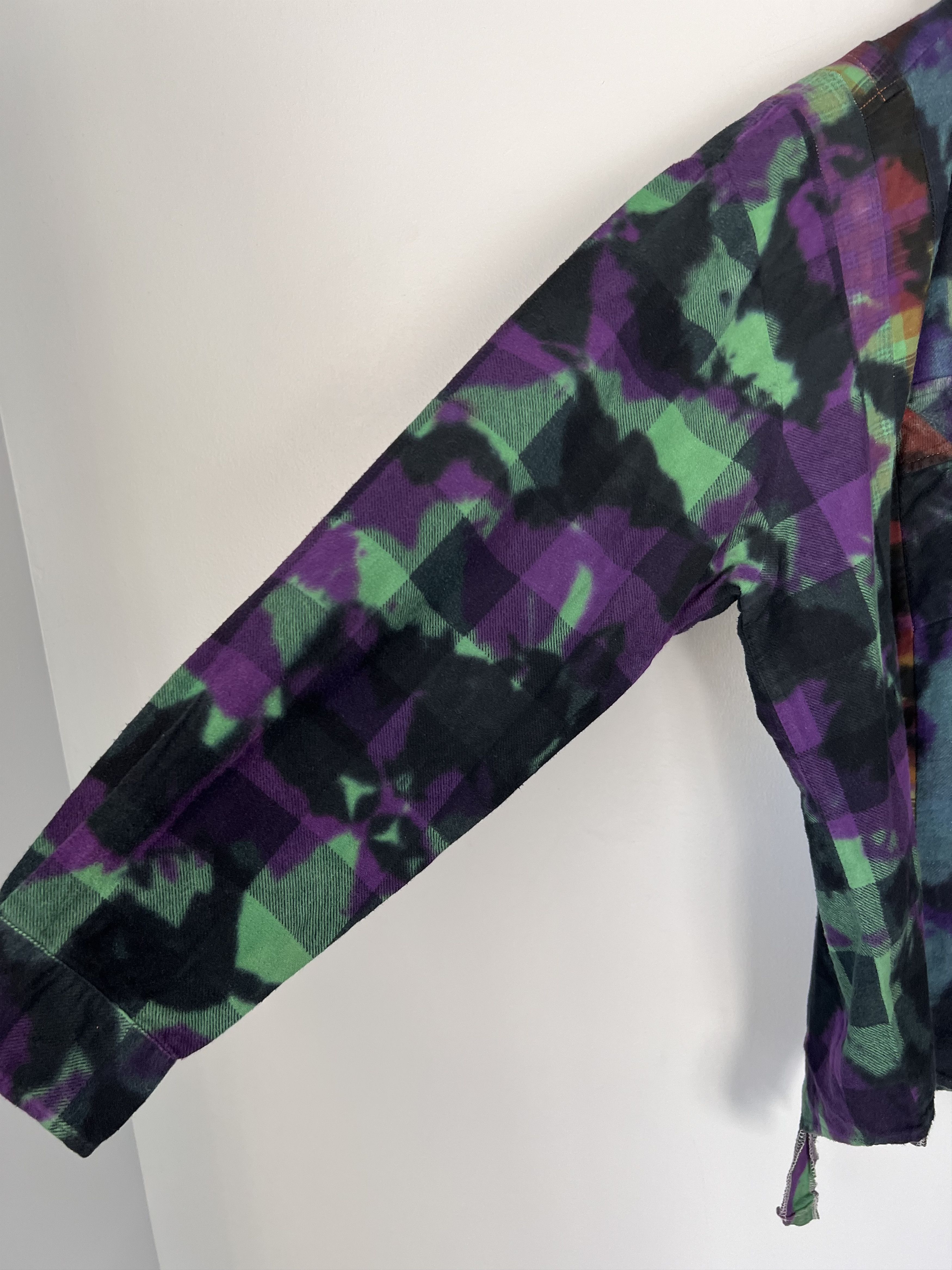 Needles Needles Rebuild 7 Cuts Flannel in Tie Dye Size US L / EU 52-54 / 3 - 3 Thumbnail