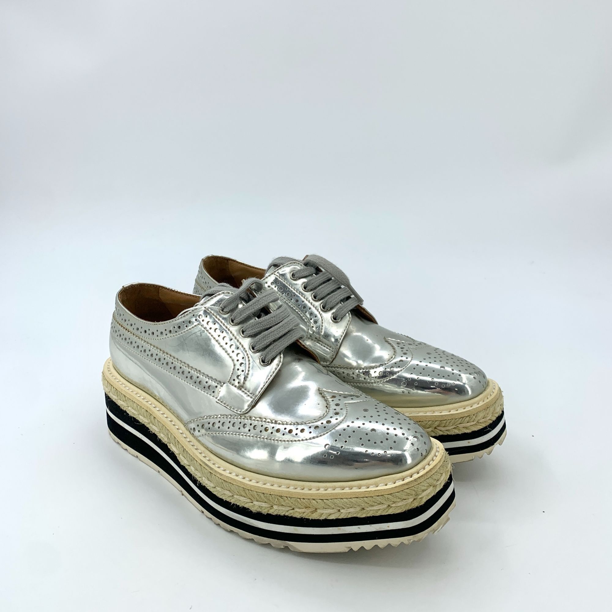Prada Prada Baroque-Style Lace-Up Platform Shoes (Size 36) Size US 6 / IT 36 - 9 Thumbnail
