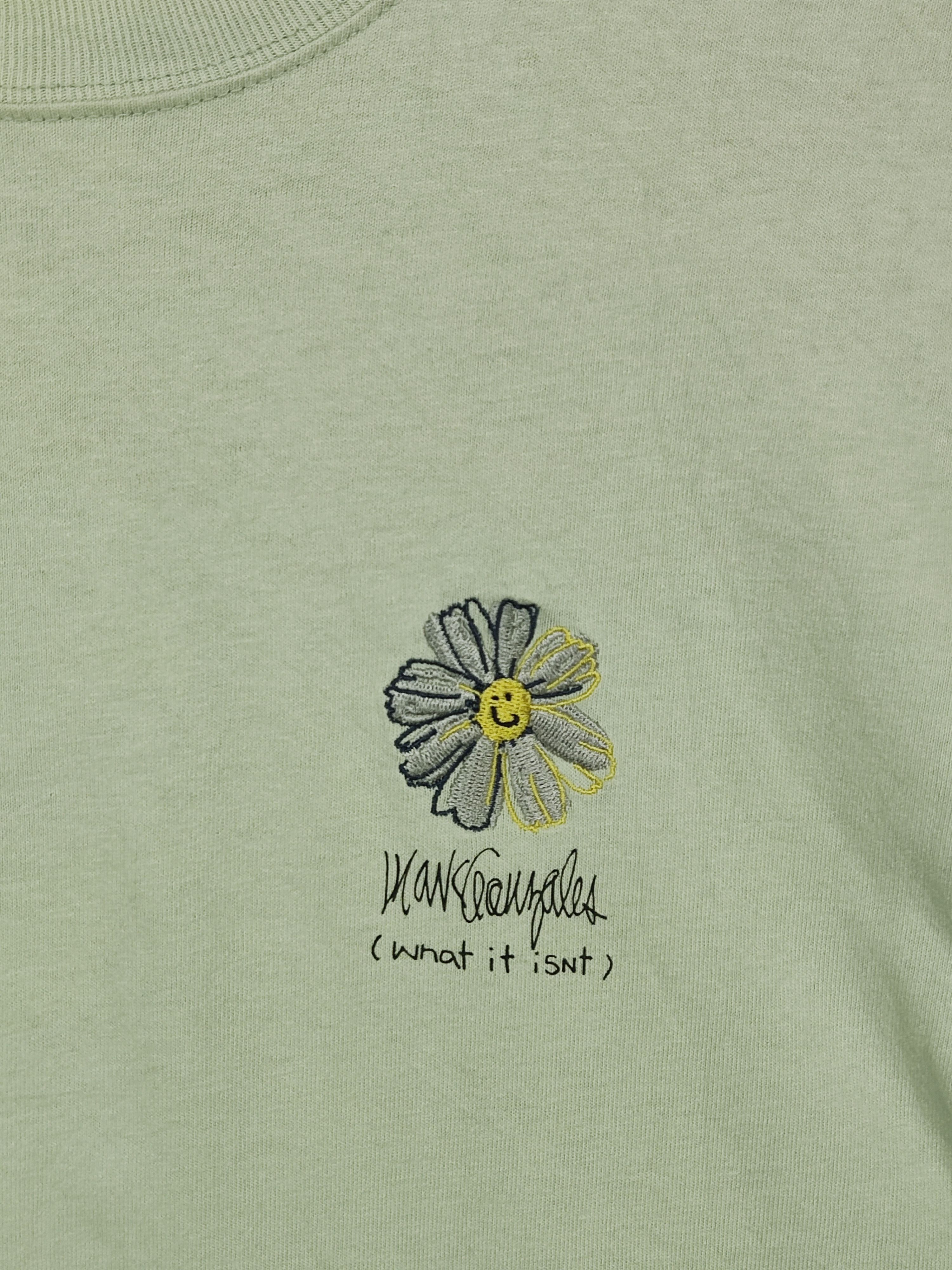 Japanese Brand Mark Gonzales What it isNt Flower Embroidered Art T-shirt Size US S / EU 44-46 / 1 - 8 Thumbnail
