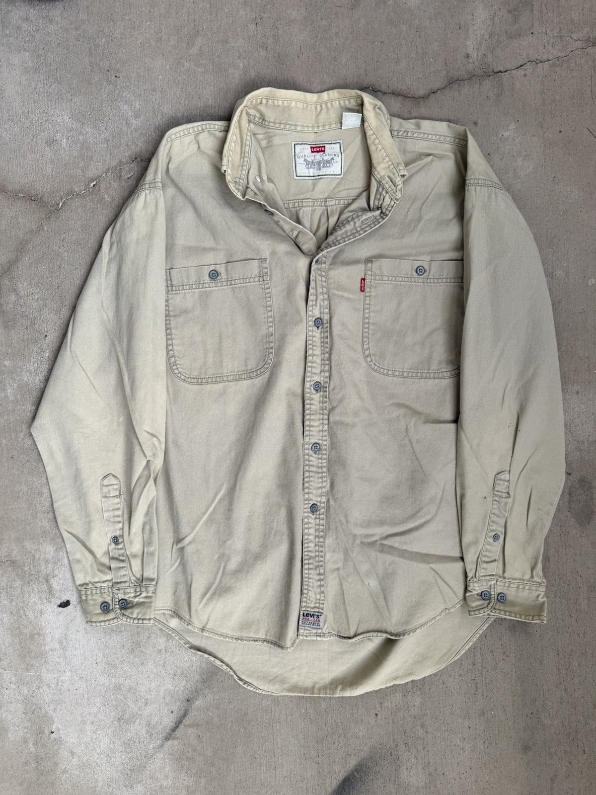 Levi's × Vintage Vintage Levi’s RedTab Workwear Button Up Size US L / EU 52-54 / 3 - 1 Thumbnail