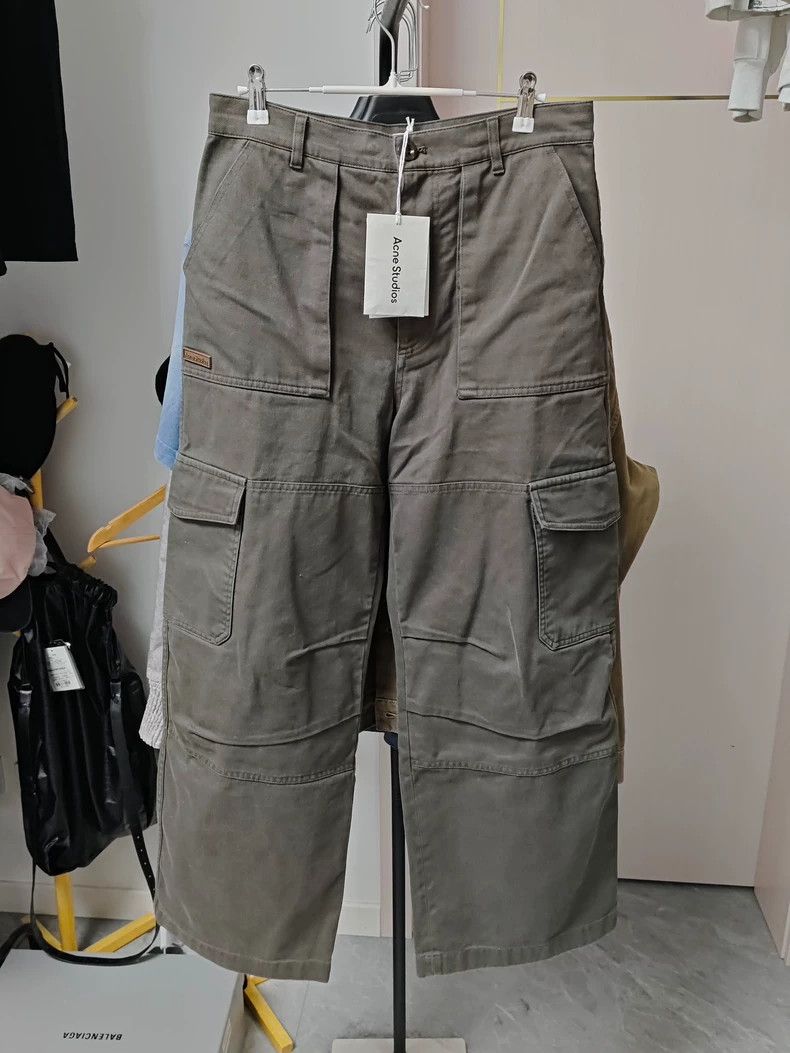 Acne Studios Acne Studios SS24 Solid multi-pocket zip wide pants 2503-Ne Size US 44 / EU 60 - 1 Thumbnail