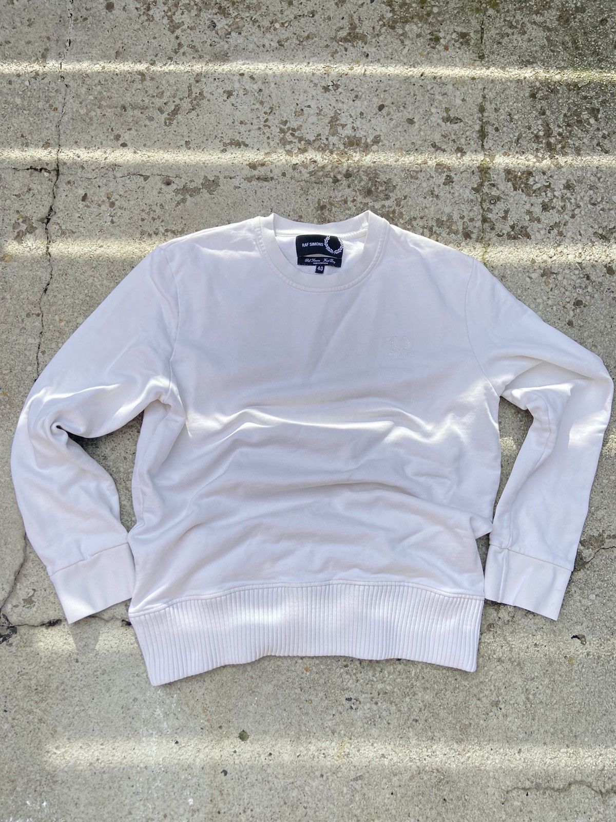 Fred Perry × Raf Simons Raf Simons x Fred Perry White Crewneck - Sz. XS - S Size US XS / EU 42 / 0 - 1 Thumbnail