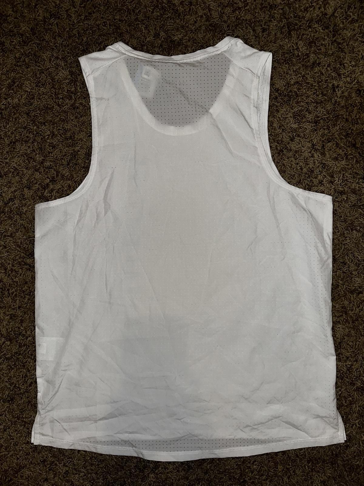 Nike Nike Miler Run Division Men's Hybrid Running Tank Size US L / EU 52-54 / 3 - 3 Thumbnail
