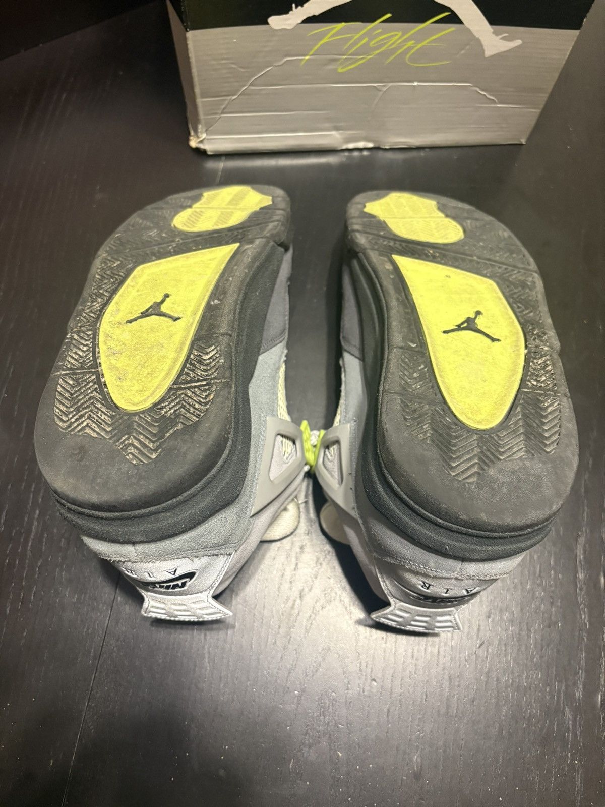 Jordan Brand Air Jordan 4 Retro SE “Cool Grey / Volt” Size US 11.5 / EU 44-45 - 5 Thumbnail