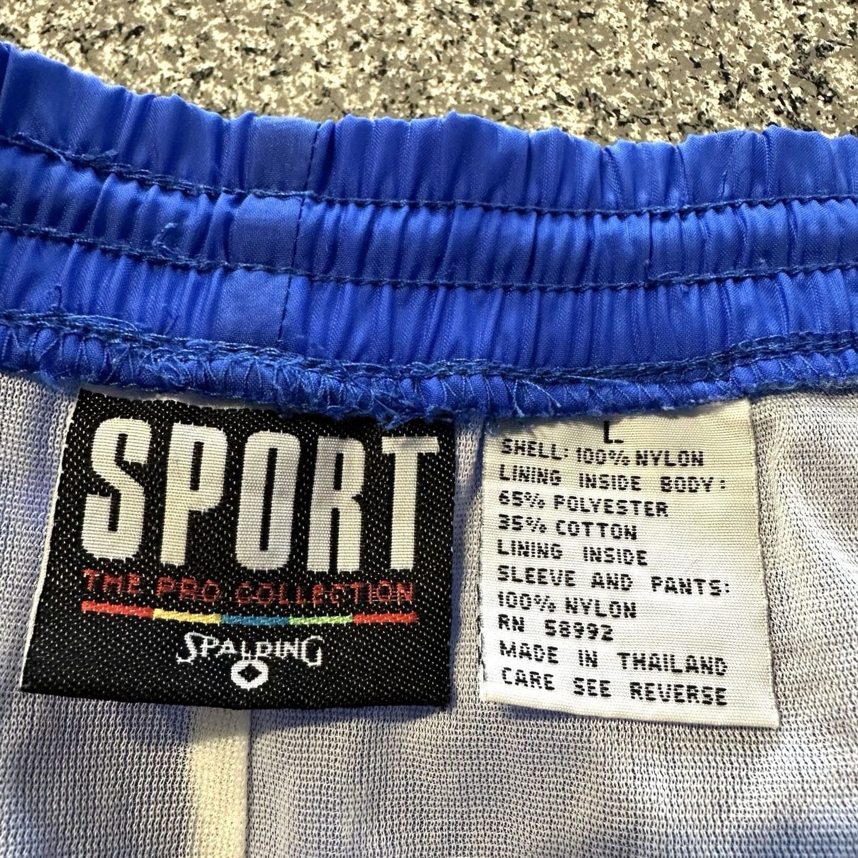 Spalding VINTAGE Spalding Track Pants Mens L Blue Nylon Lined 90’s Pro Collection - ACTIVEWEAR Mens Track Pants Blue Nylon Lined 90s Spalding Pro Collection Size US 38 / EU 54 - 4 Thumbnail